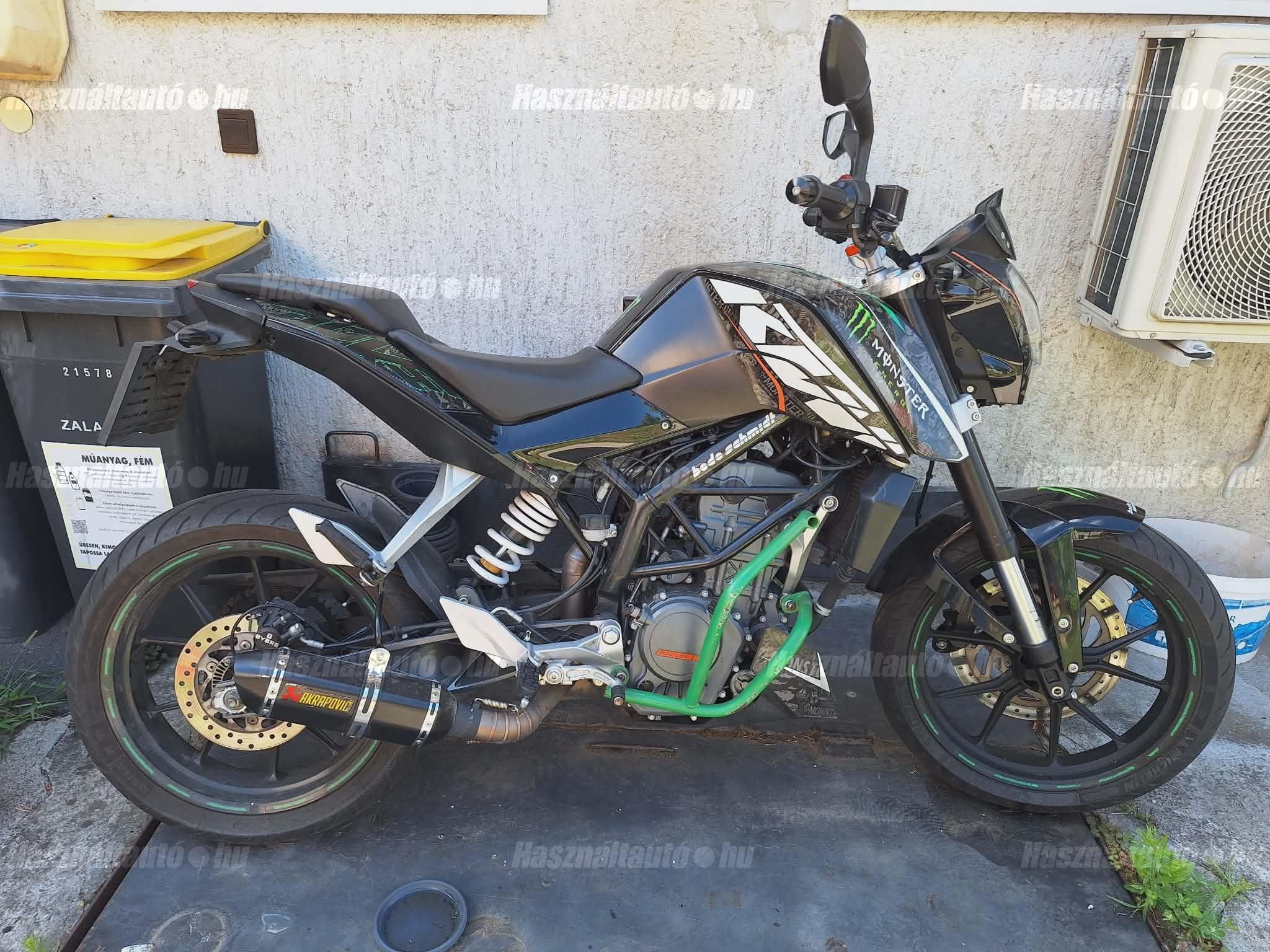 KTM 125 DUKE 2014/10 - 1