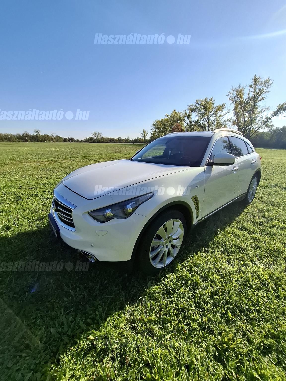 INFINITI QX70 2014/10 - 1