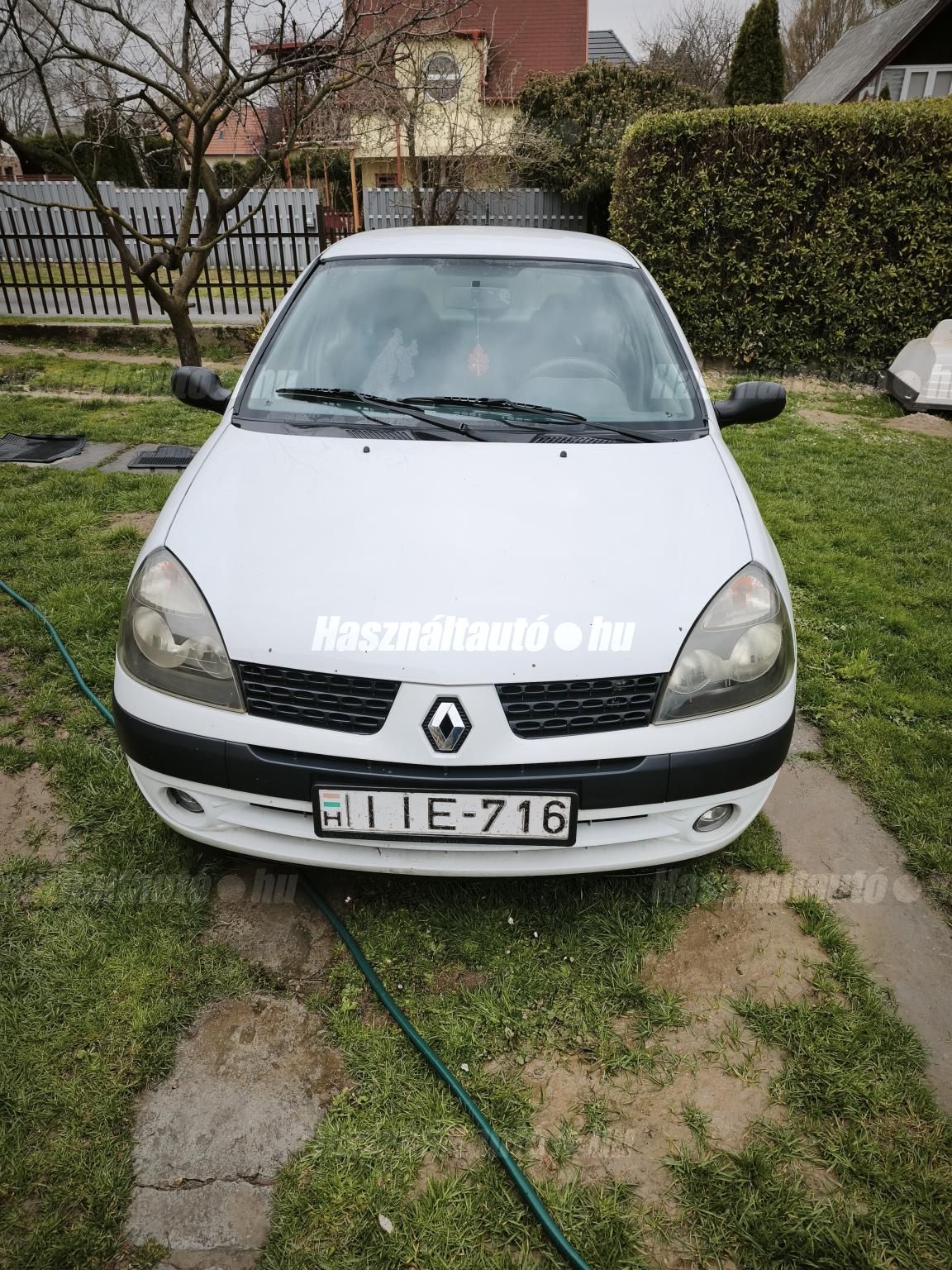 RENAULT CLIO 2002/10 - 1