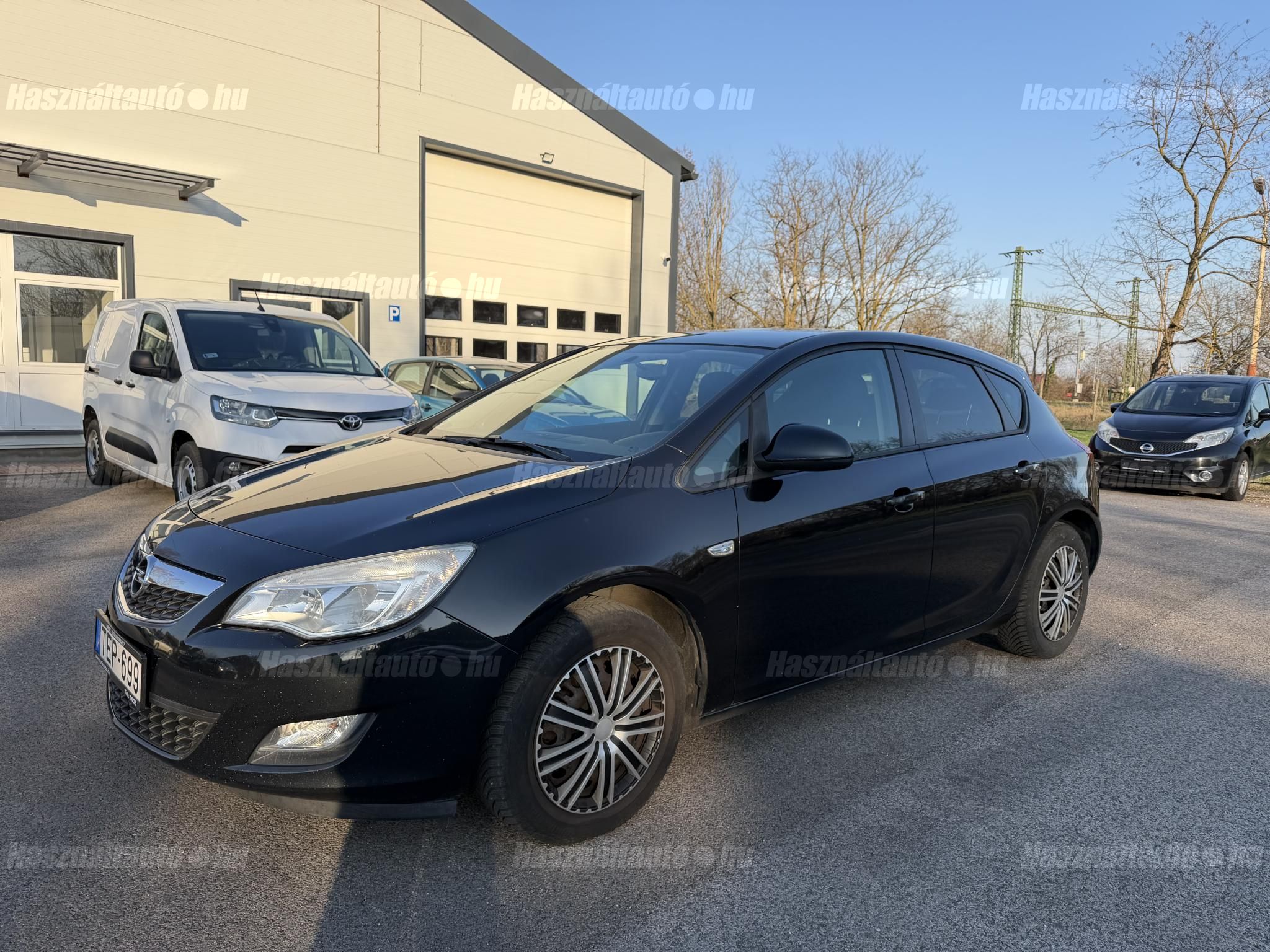 OPEL ASTRA J 2012/5 - 1