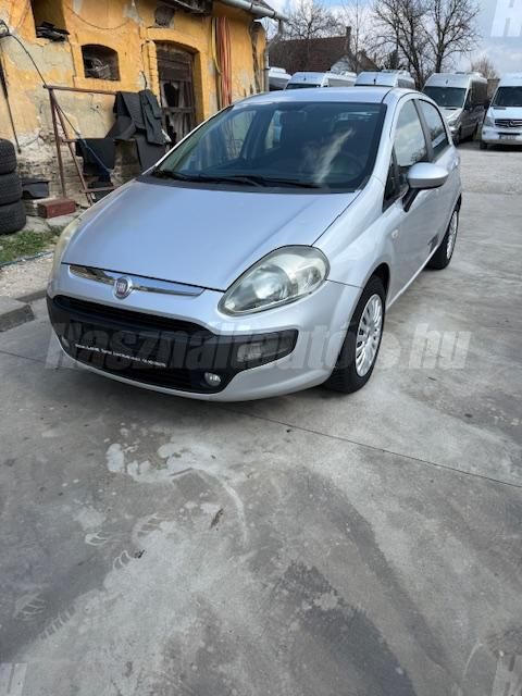 FIAT PUNTO 2011/3 - 1