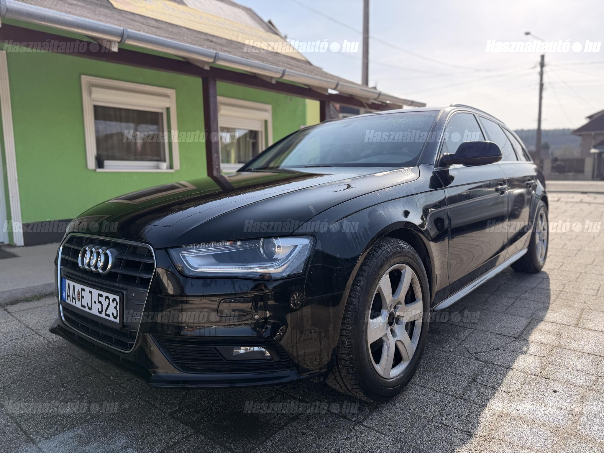 AUDI A4 2012/10 - 1