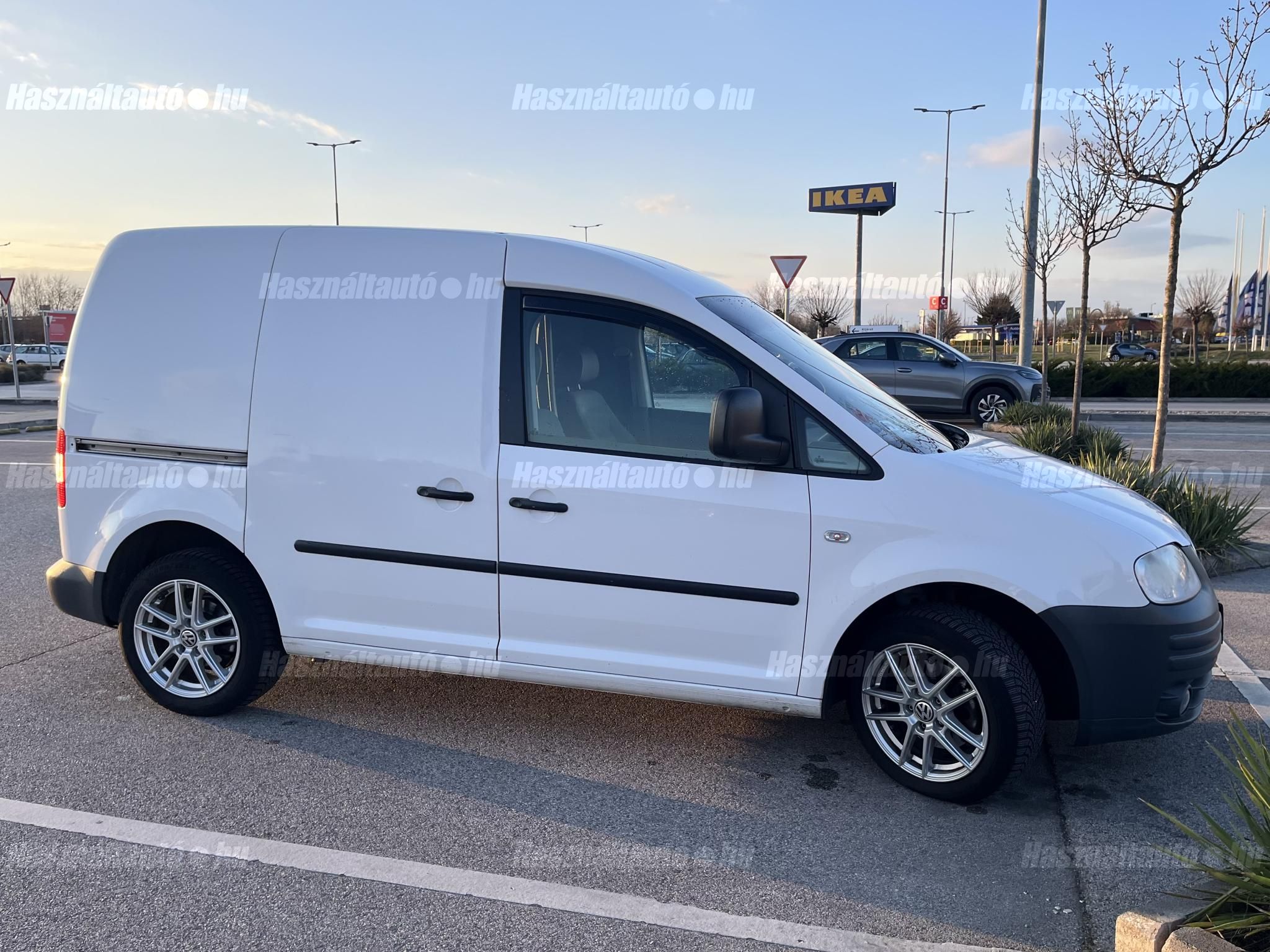 VOLKSWAGEN CADDY 2010/7 - 1