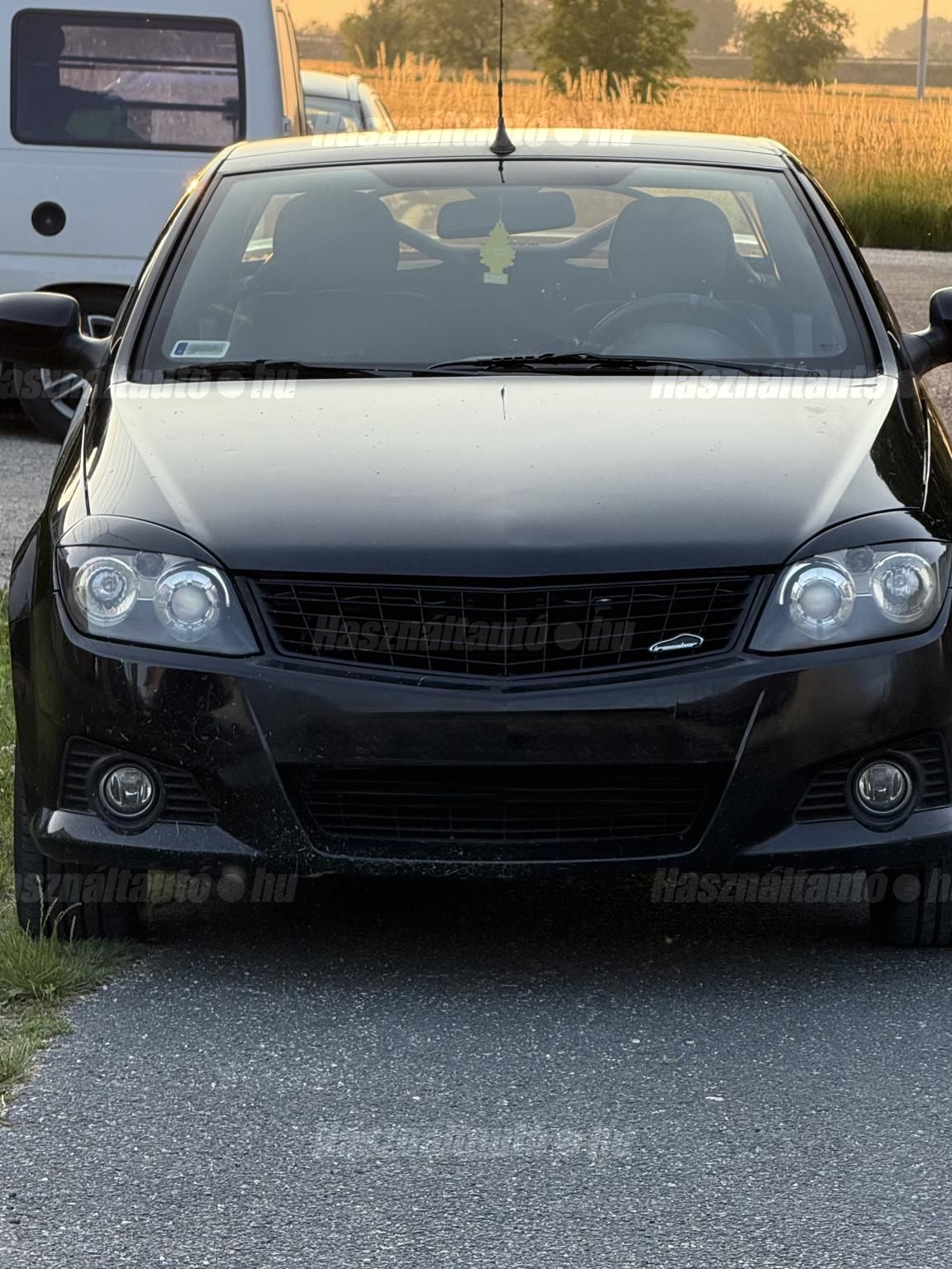 OPEL TIGRA TT 2004/9 - 1