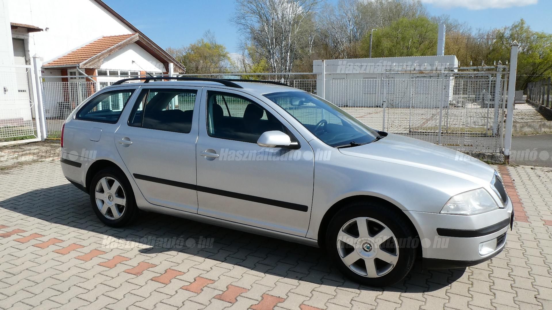SKODA OCTAVIA 2008/12 - 1