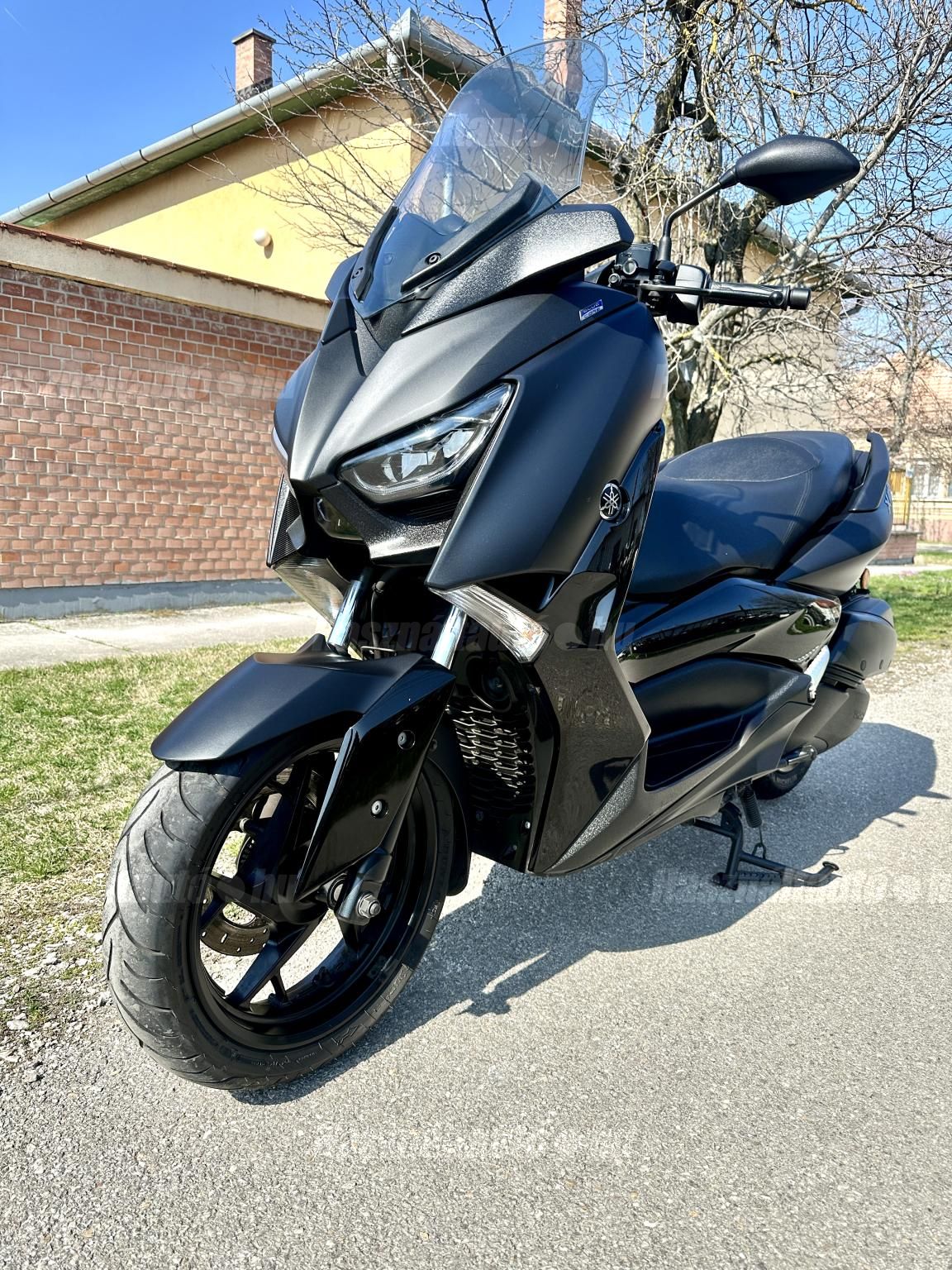 YAMAHA X-MAX 300 2017/6 - 1