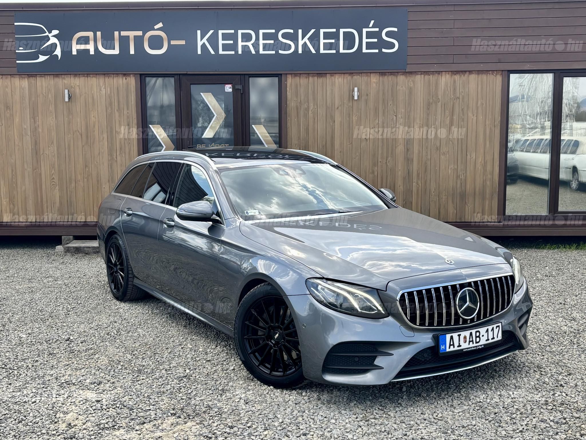 MERCEDES-BENZ E 300 2020/11 - 1