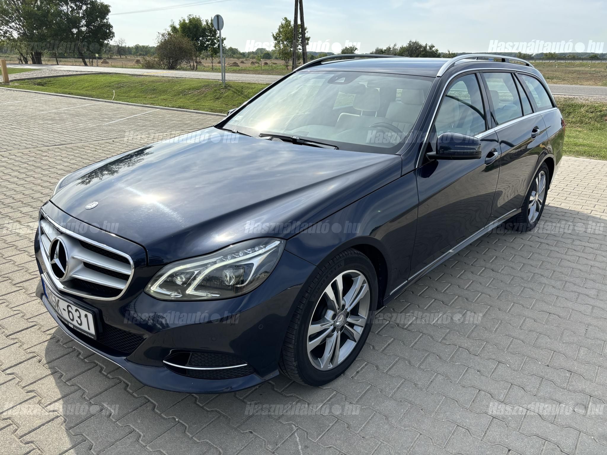 MERCEDES-BENZ E 300 2014/10 - 1