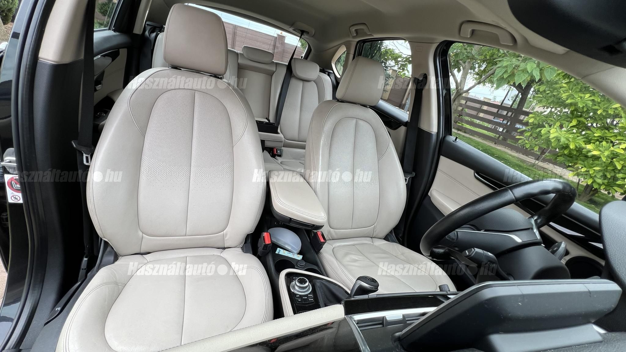 BMW 218 2015/9 - 1