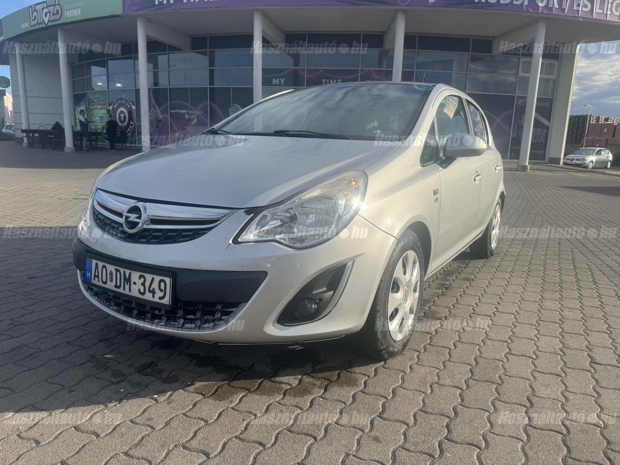 OPEL CORSA D 2012 - 1