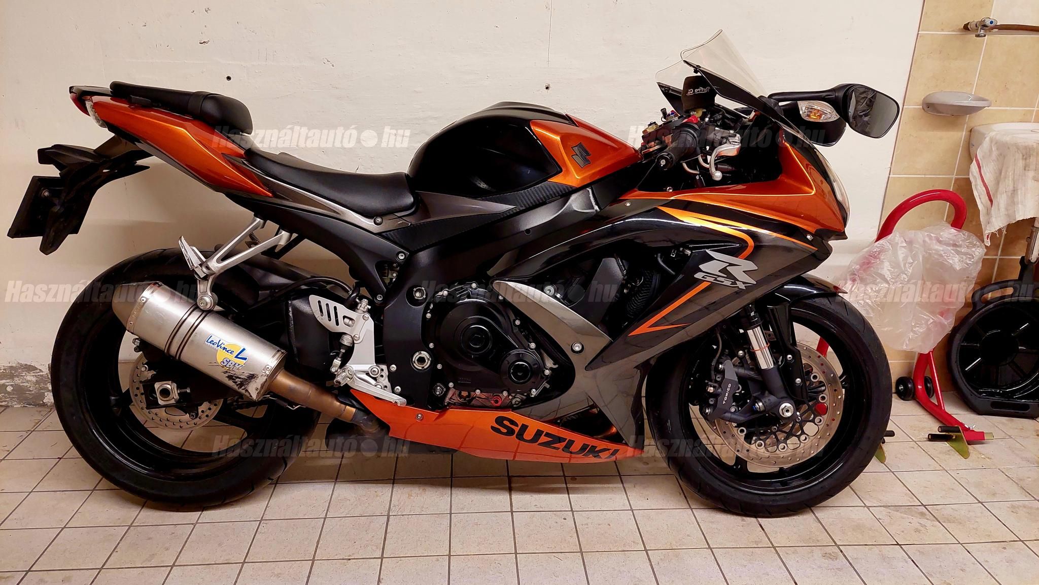 SUZUKI GSX-R 750 2008/4 - 1
