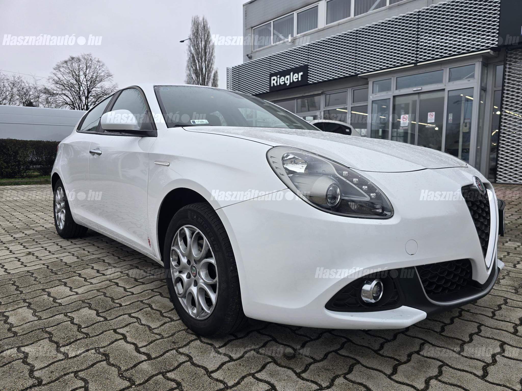 ALFA ROMEO GIULIETTA 2020/9 - 1