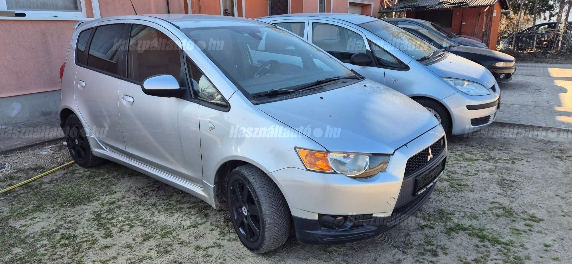 MITSUBISHI COLT 2010/6 - 1