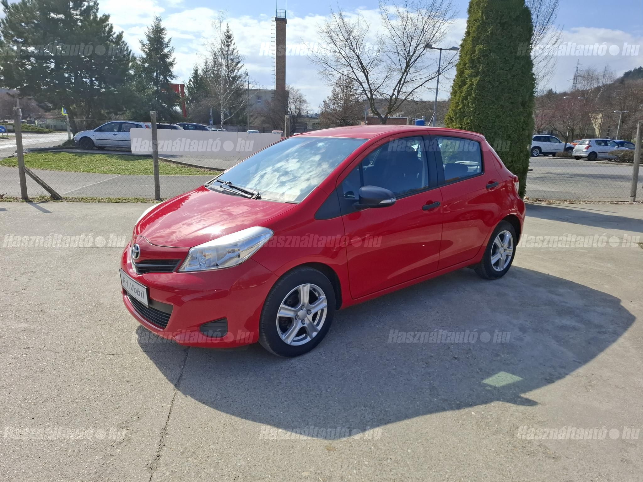 TOYOTA YARIS 2012/2 - 1