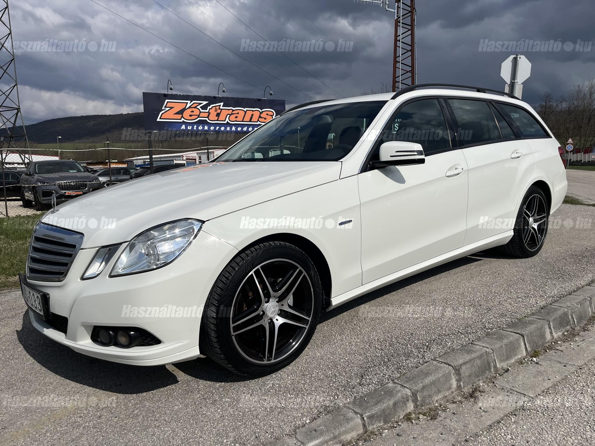 MERCEDES-BENZ E 200 2010/7 - 1