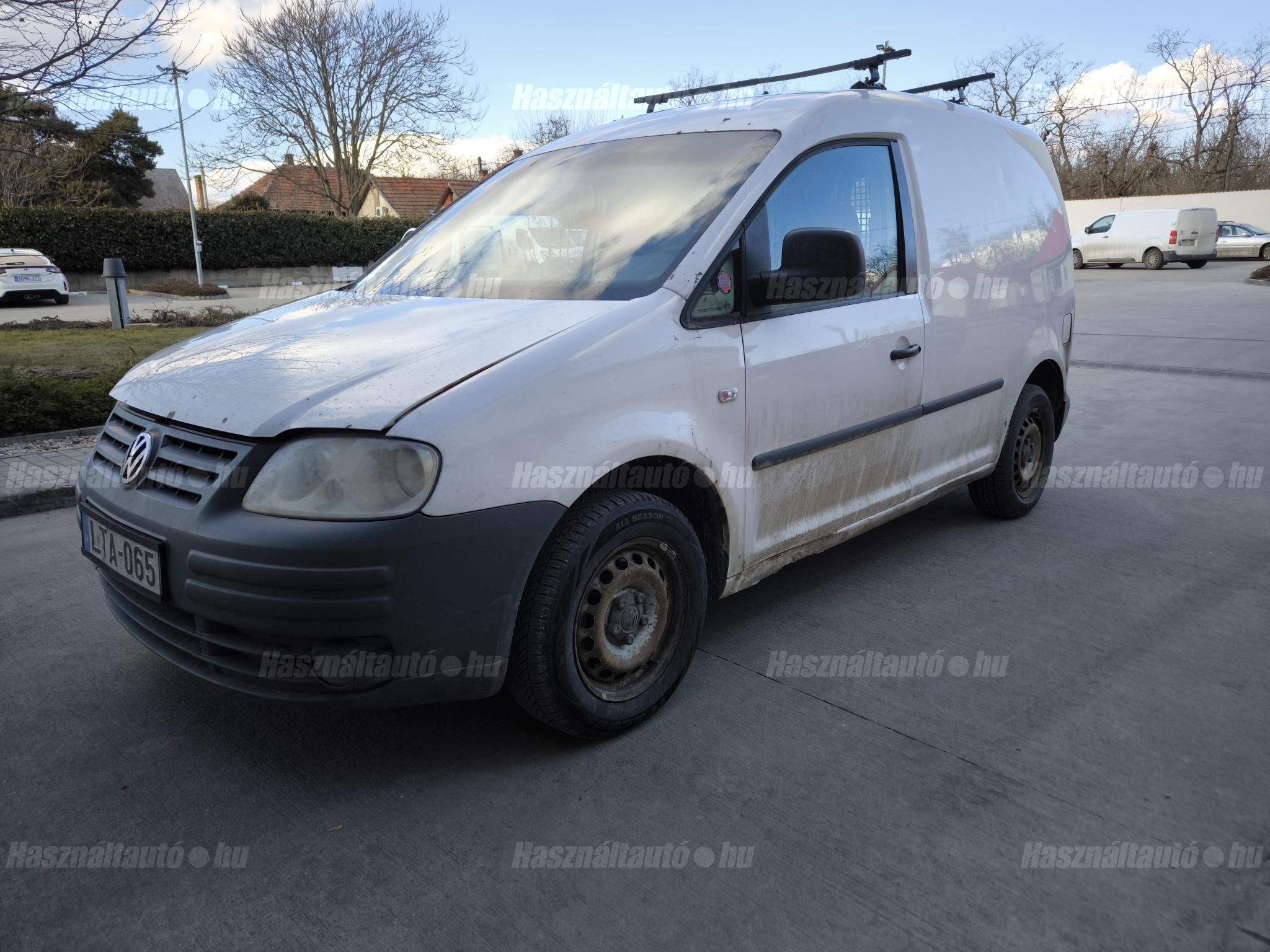 VOLKSWAGEN CADDY 2010/7 - 1