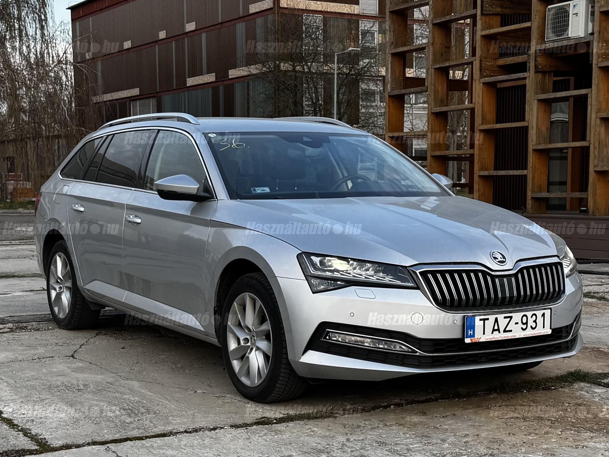 SKODA SUPERB 2021/12 - 1