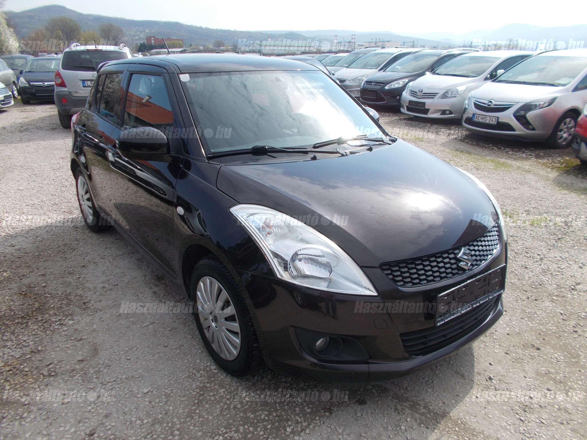SUZUKI SWIFT 2013/3 - 1