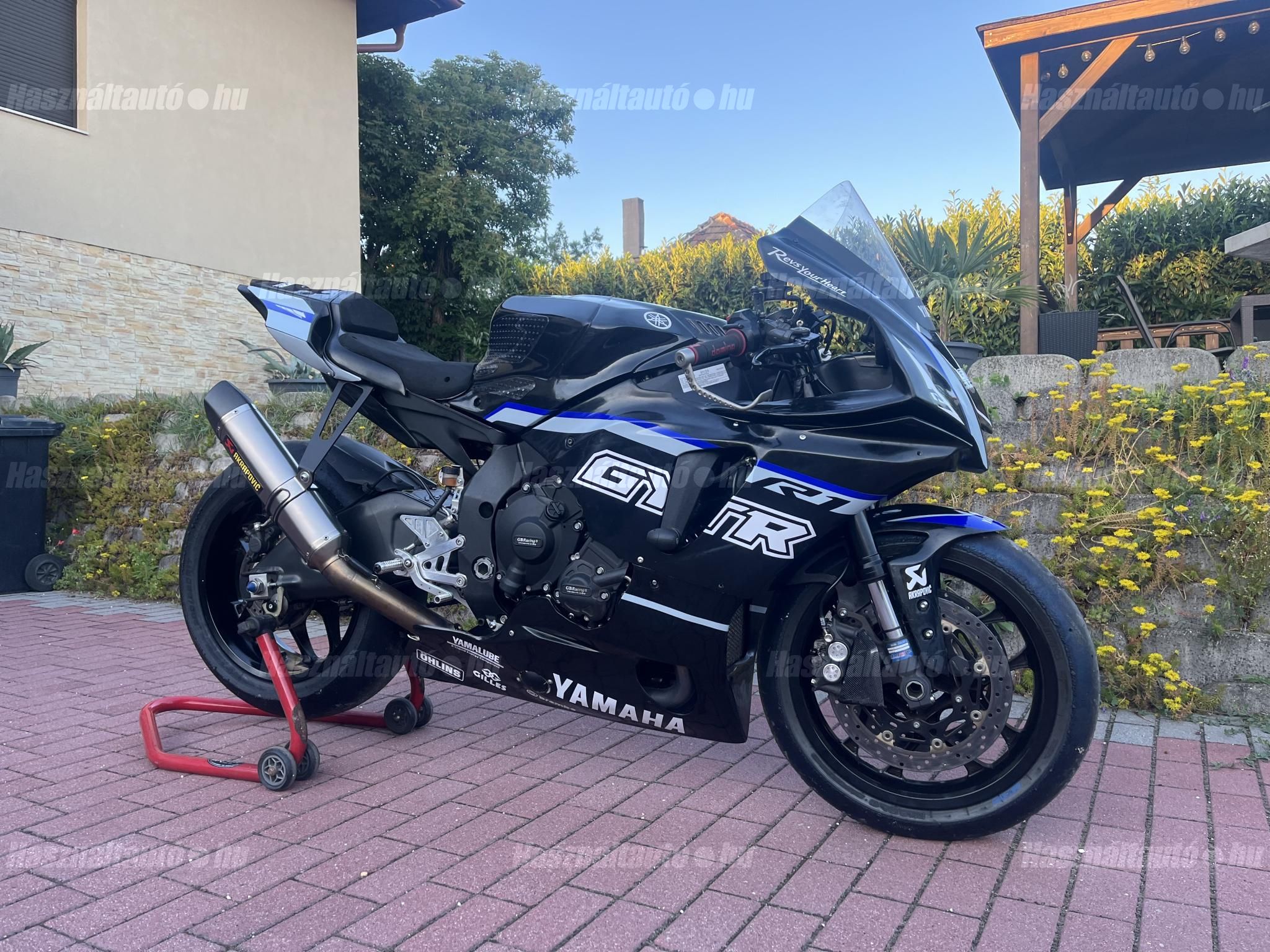 YAMAHA YZF R1 2024/1 - 1