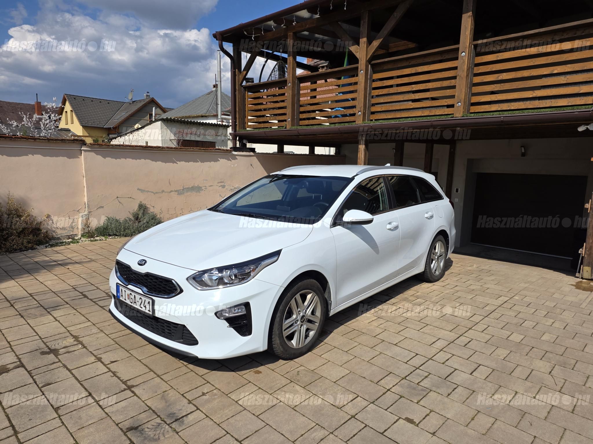 KIA CEE'D 2019/12 - 1
