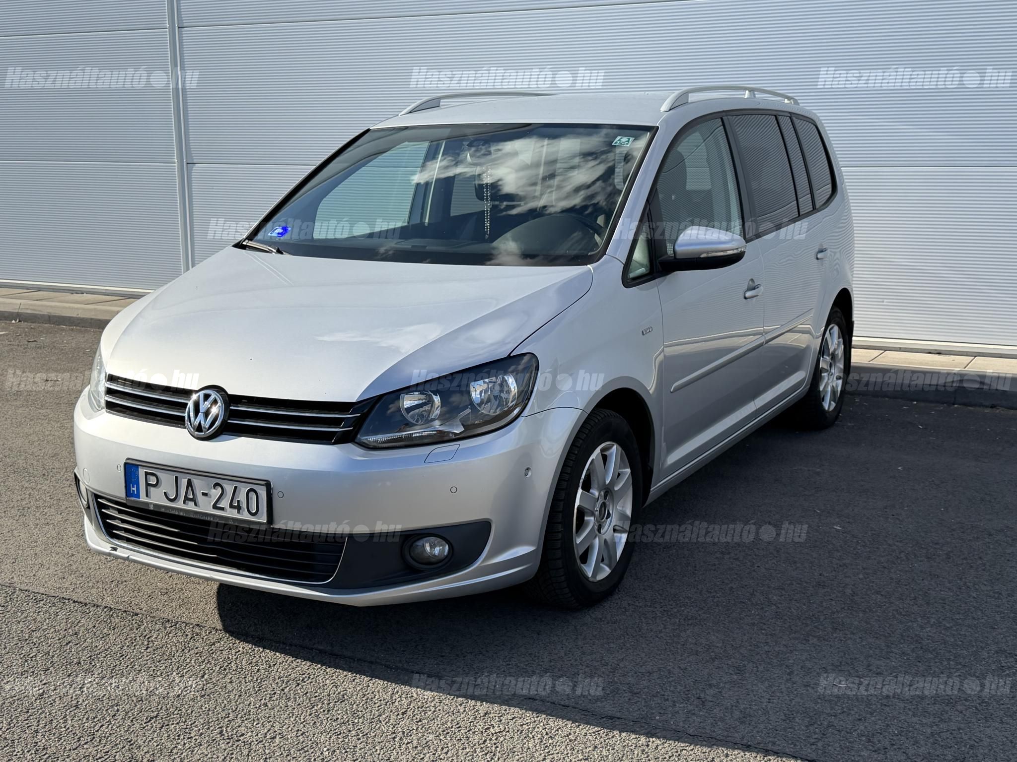 VOLKSWAGEN TOURAN 2013/7 - 1