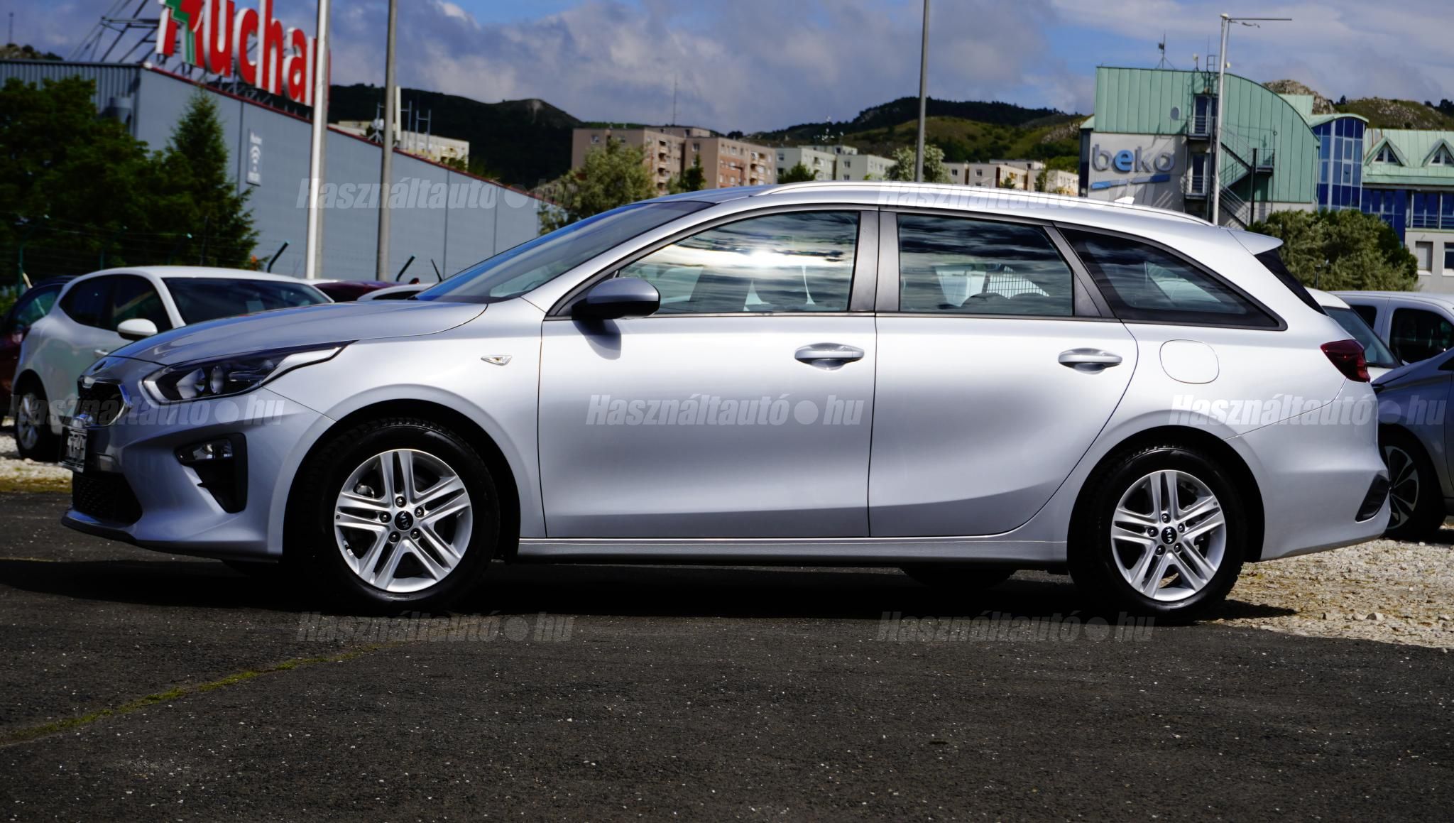 KIA CEE'D 2021/3 - 1