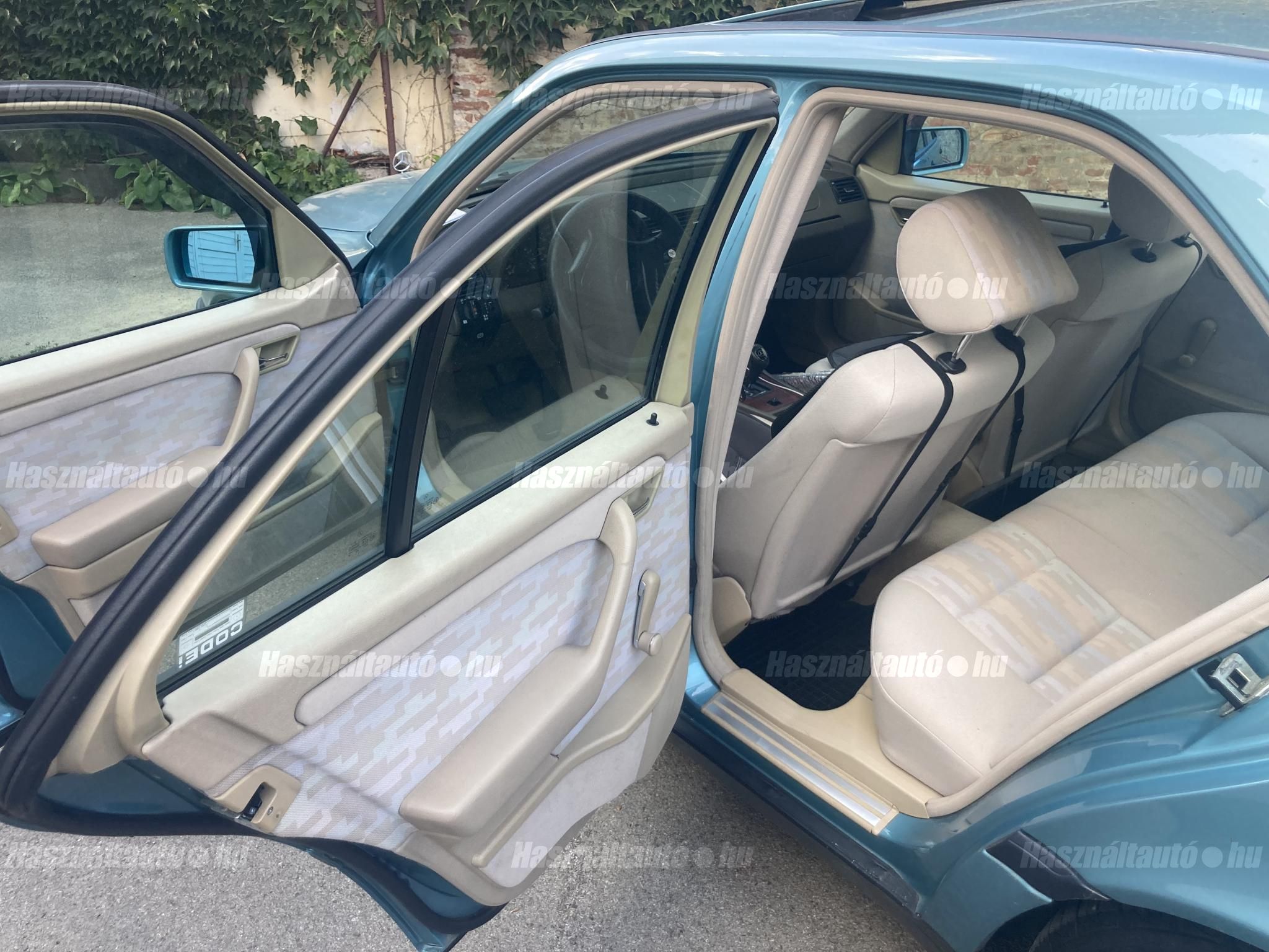 MERCEDES-BENZ C 220 1995/5 - 1