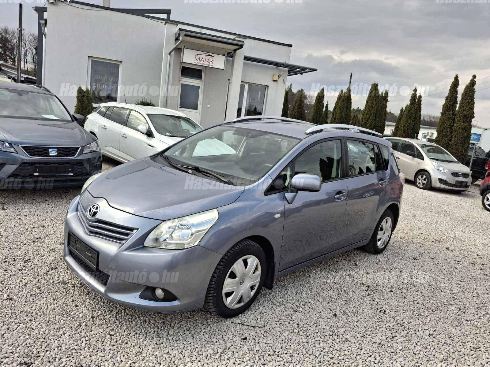 TOYOTA VERSO 2009/6 - 1