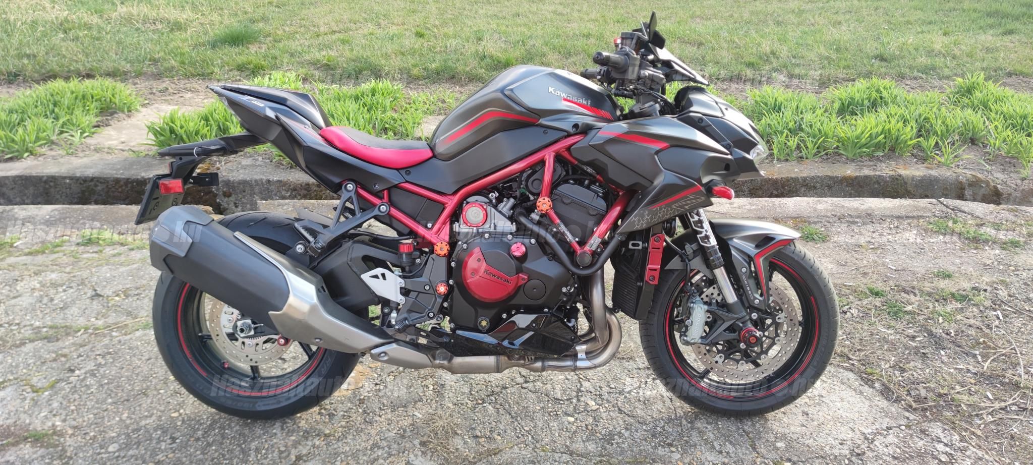 KAWASAKI NINJA H2 2020/6 - 1