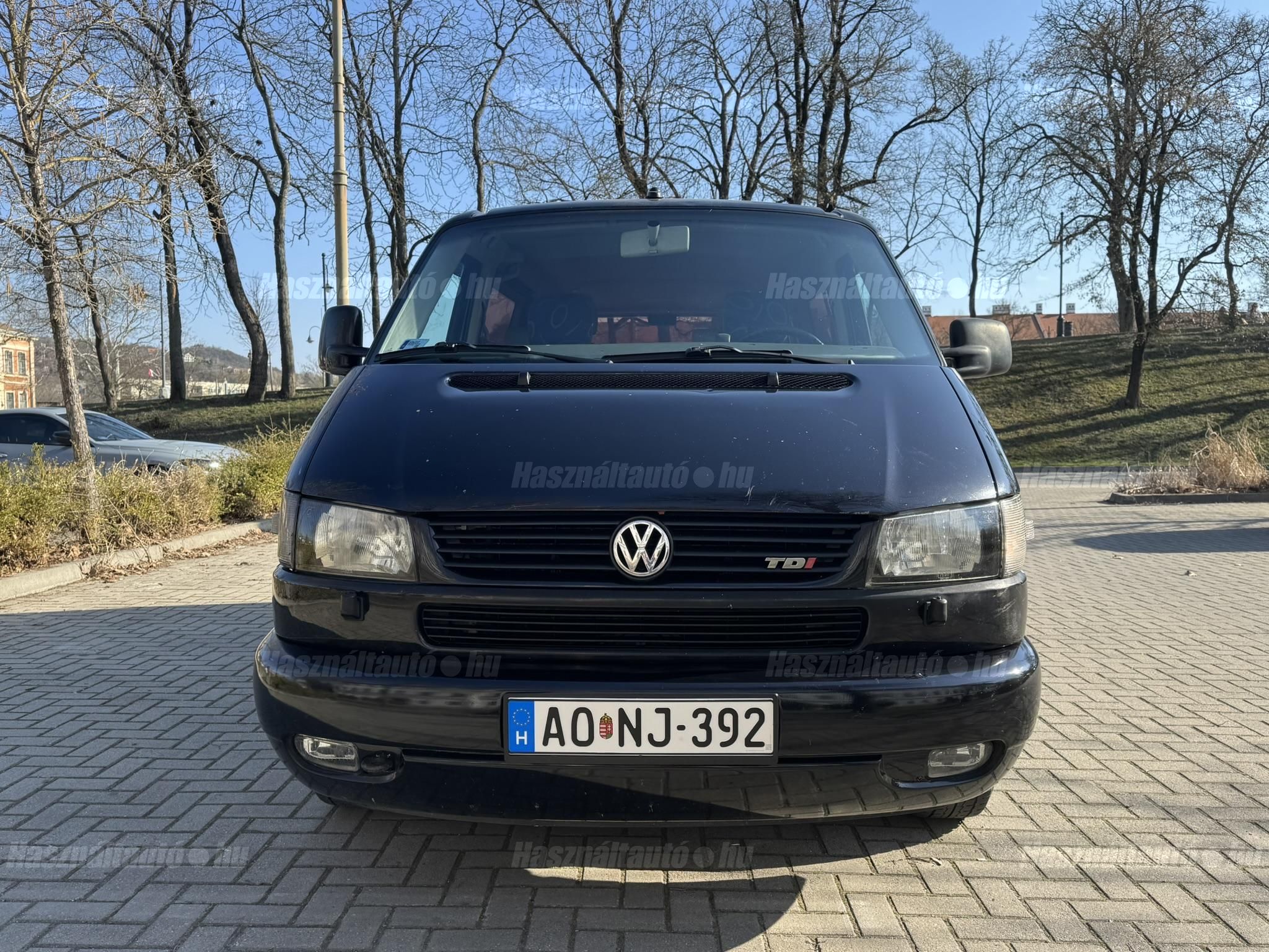 VOLKSWAGEN MULTIVAN 2001/3 - 1