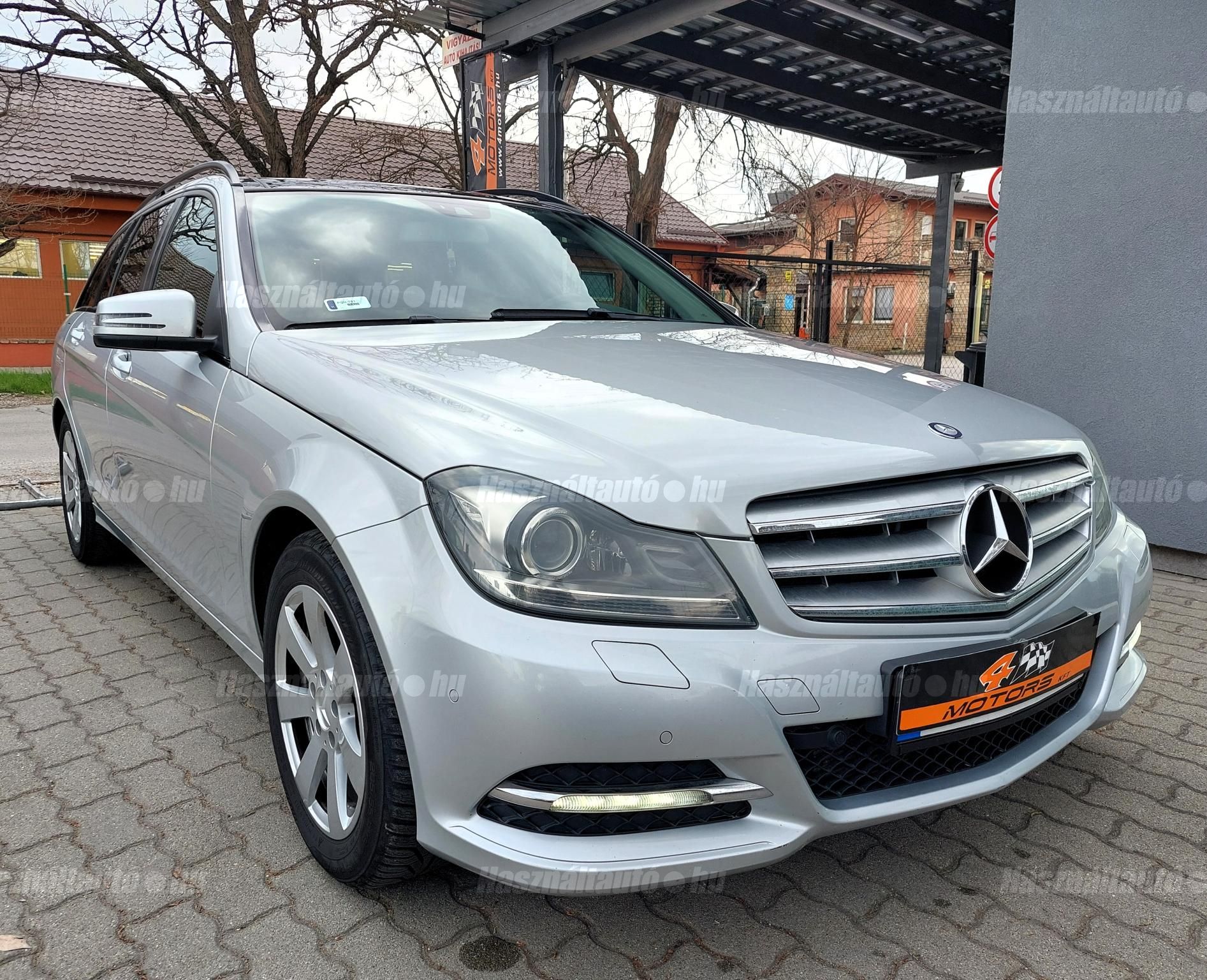 MERCEDES-BENZ C 200 2014/1 - 1