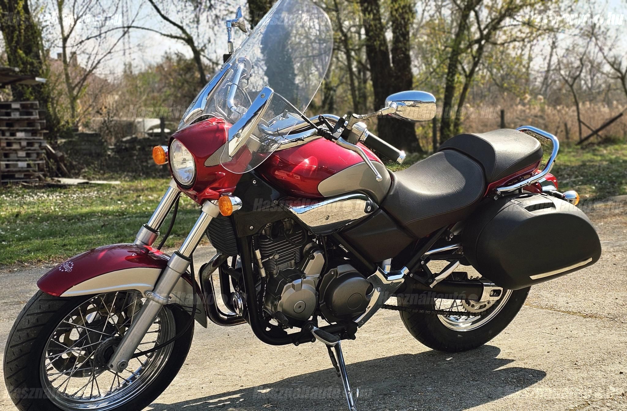 BETAMOTOR EURO CRUISER 350 2006/8 - 1