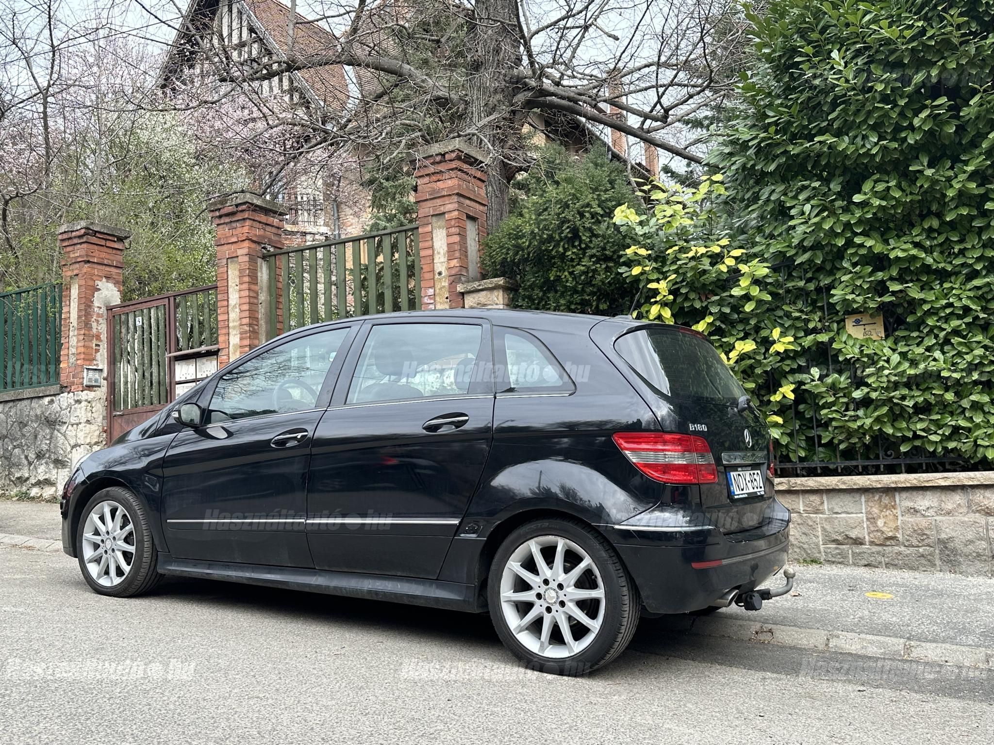 MERCEDES-BENZ B 180 2008/7 - 1