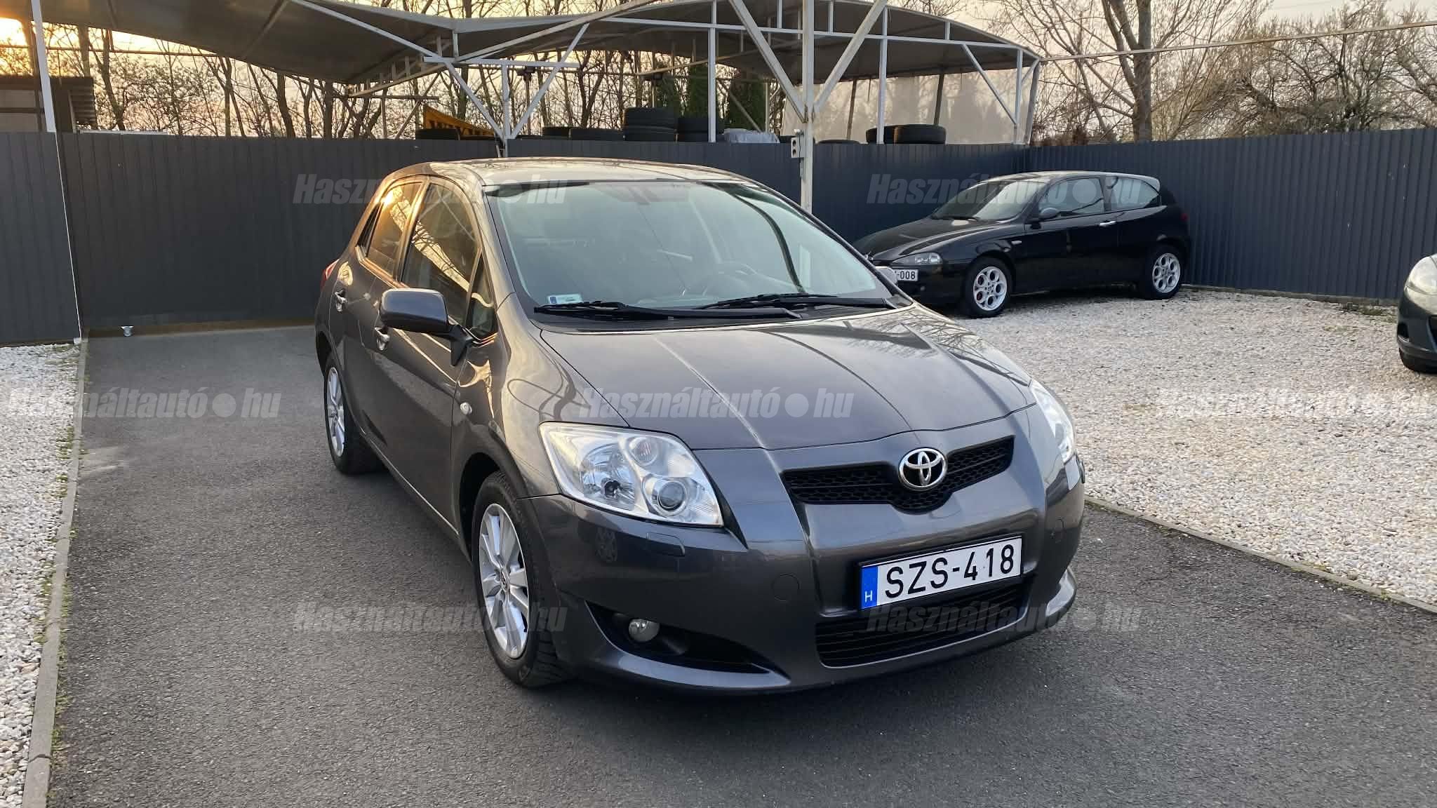 TOYOTA AURIS 2008/8 - 1