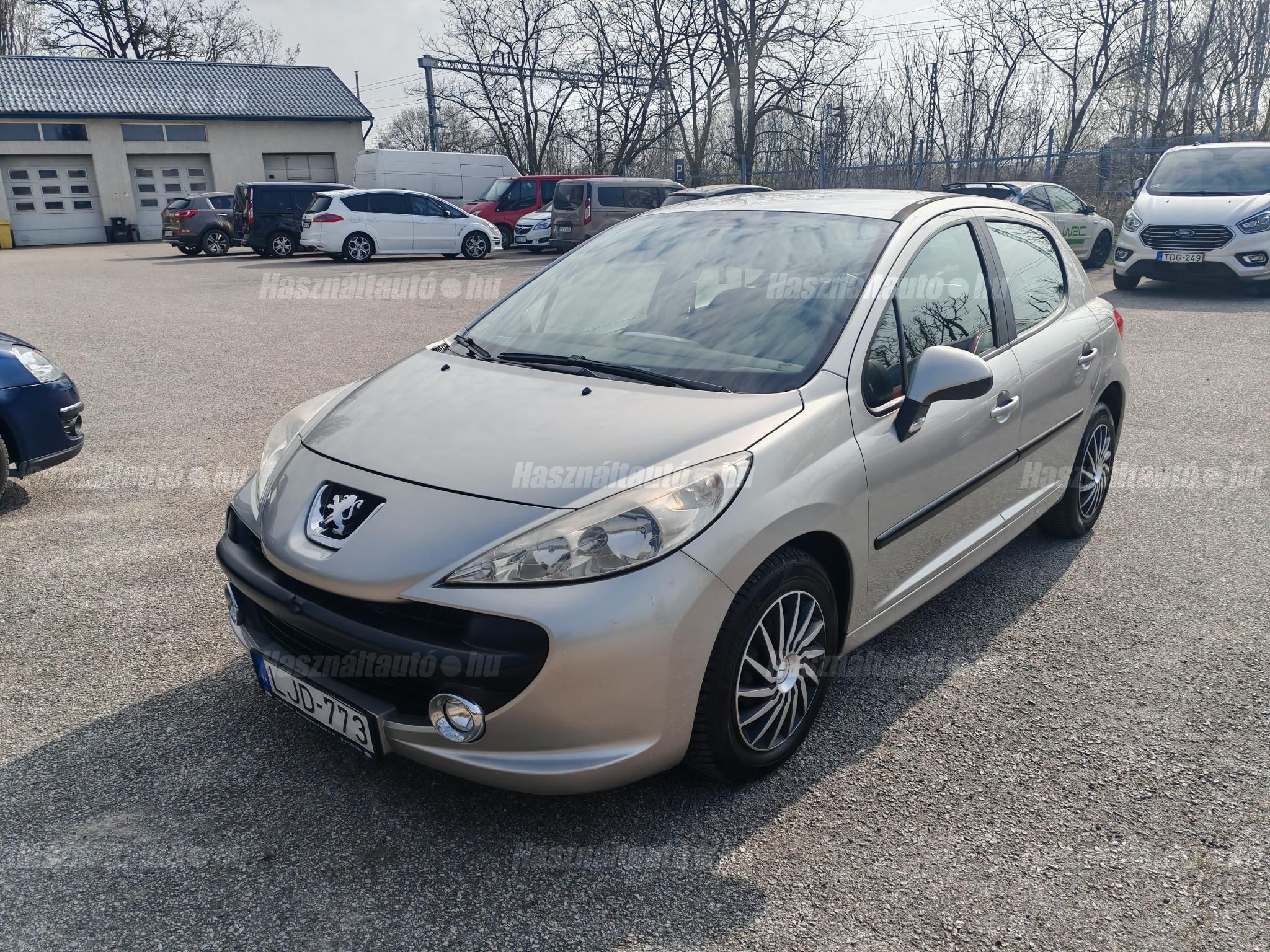 PEUGEOT 207 2009/4 - 1