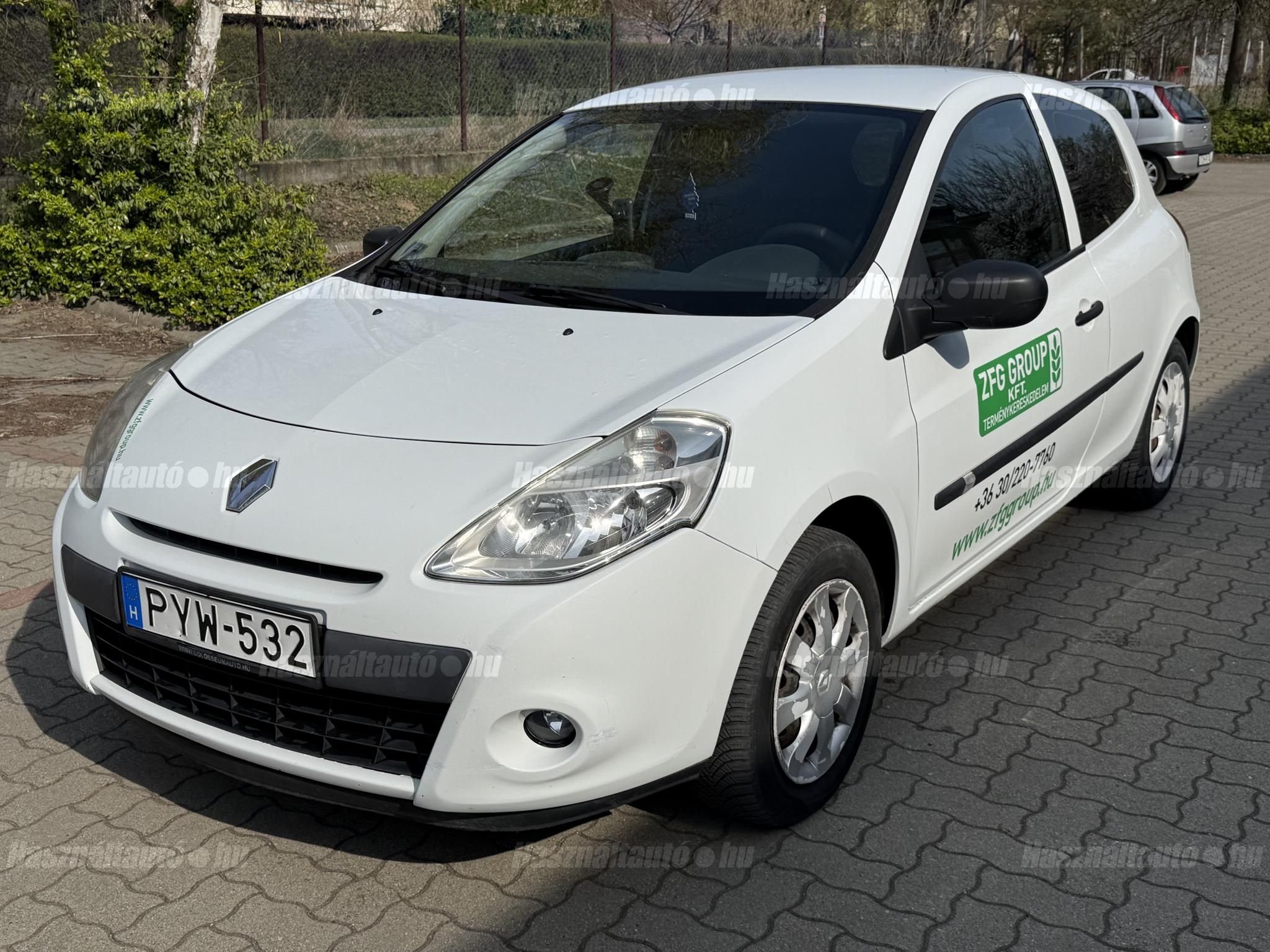 RENAULT CLIO 2013/6 - 1