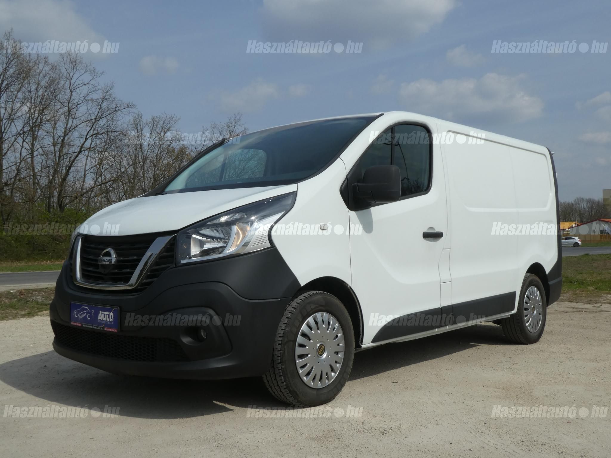 NISSAN NV300 2016/12 - 1