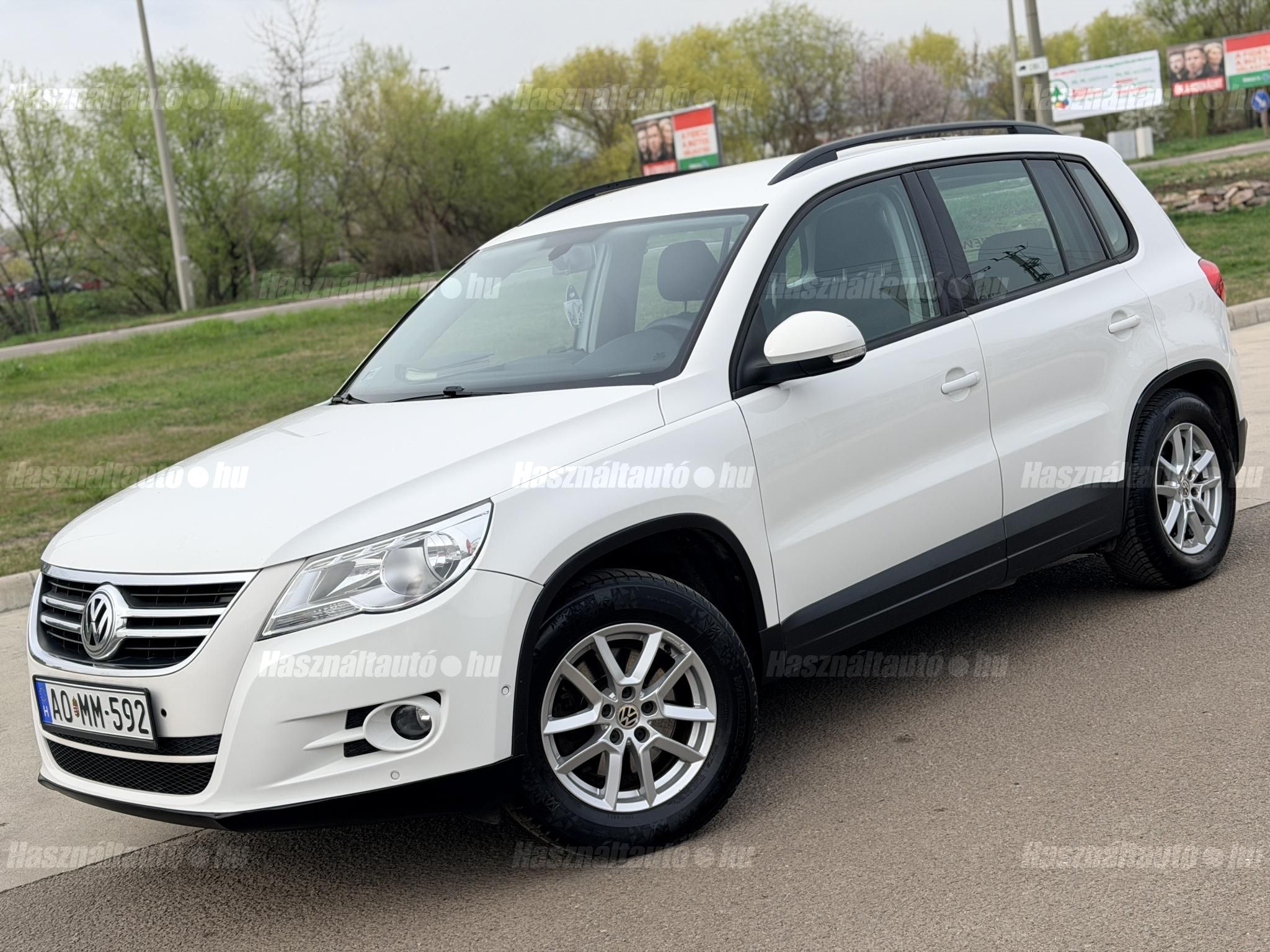 VOLKSWAGEN TIGUAN 2009/8 - 1