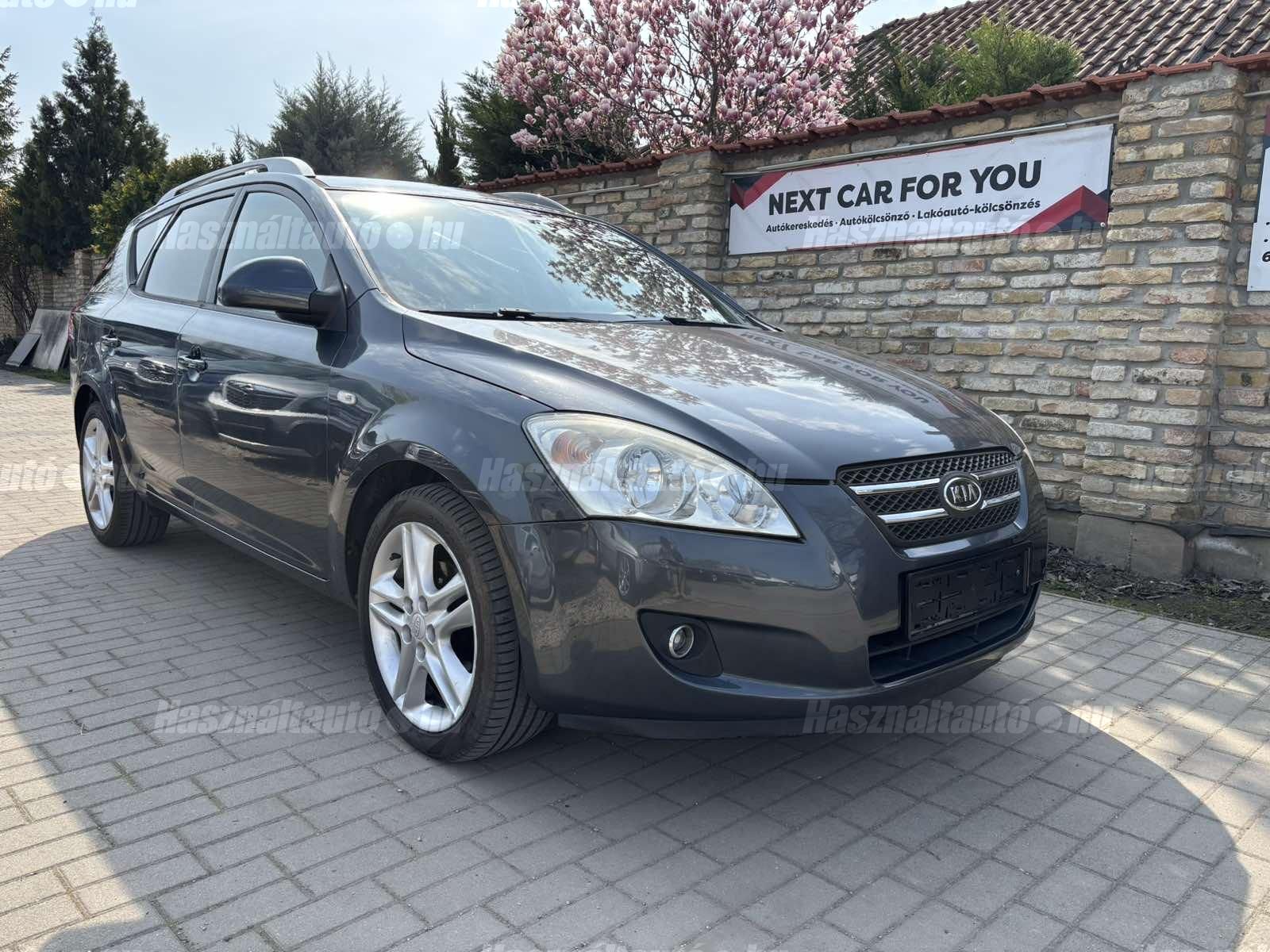 KIA CEE'D 2009/6 - 1