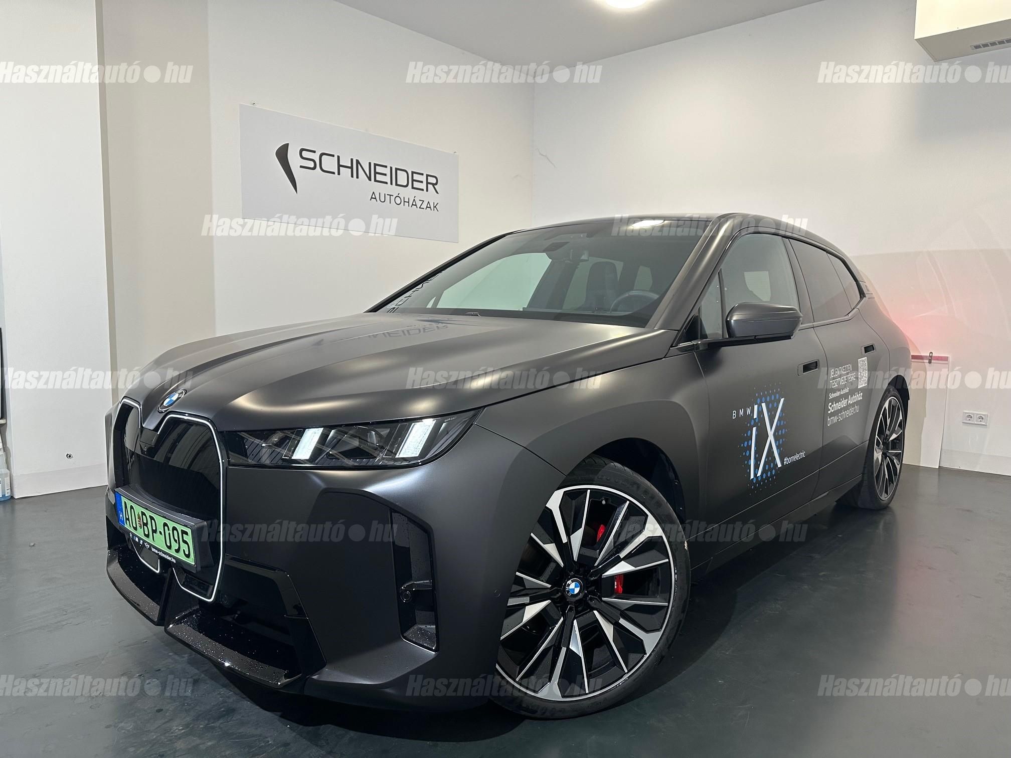 BMW IX 2025 - 1