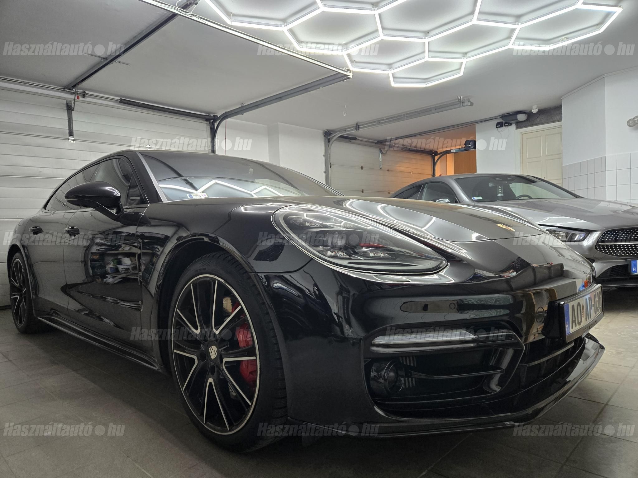 PORSCHE PANAMERA 2019 - 1