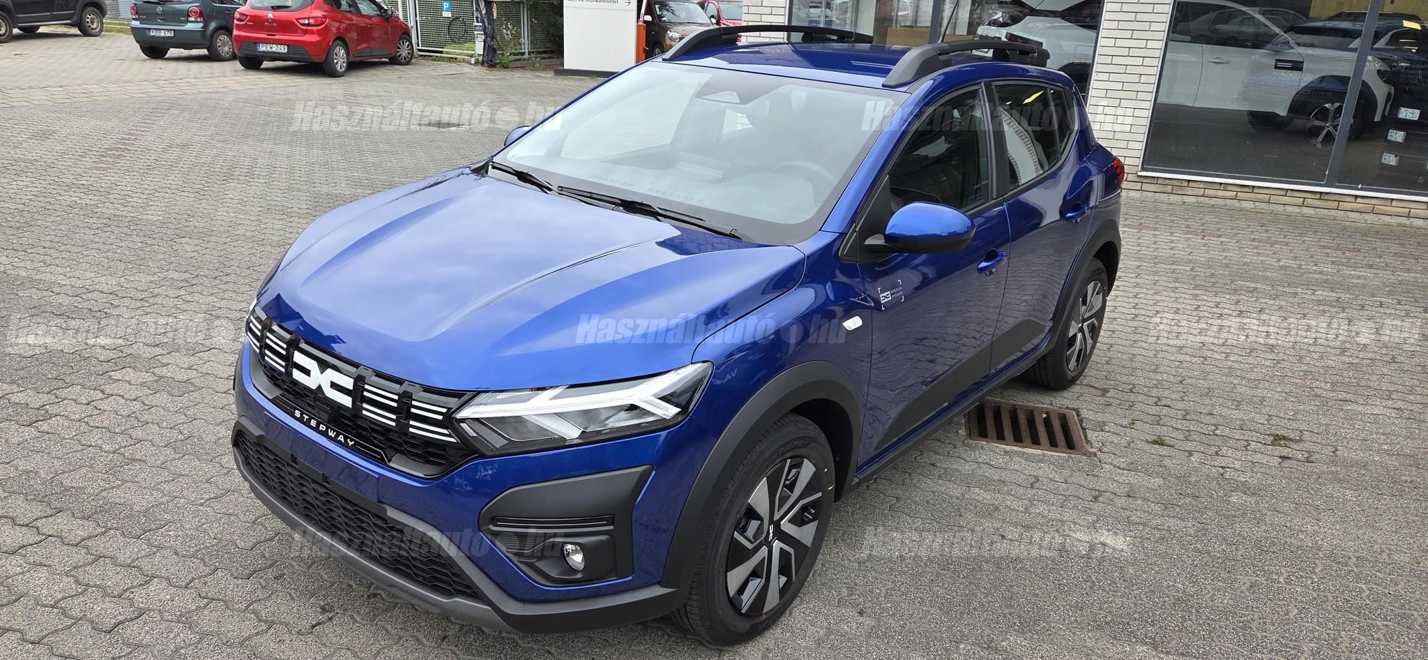 DACIA SANDERO 2025/12 - 1