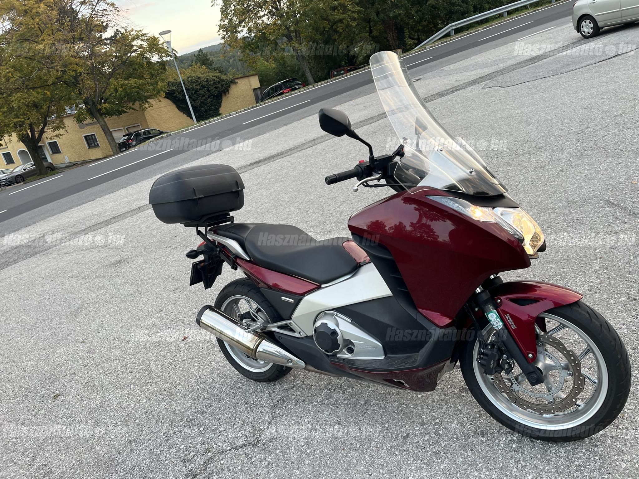 HONDA NC 700 D 2012/10 - 1