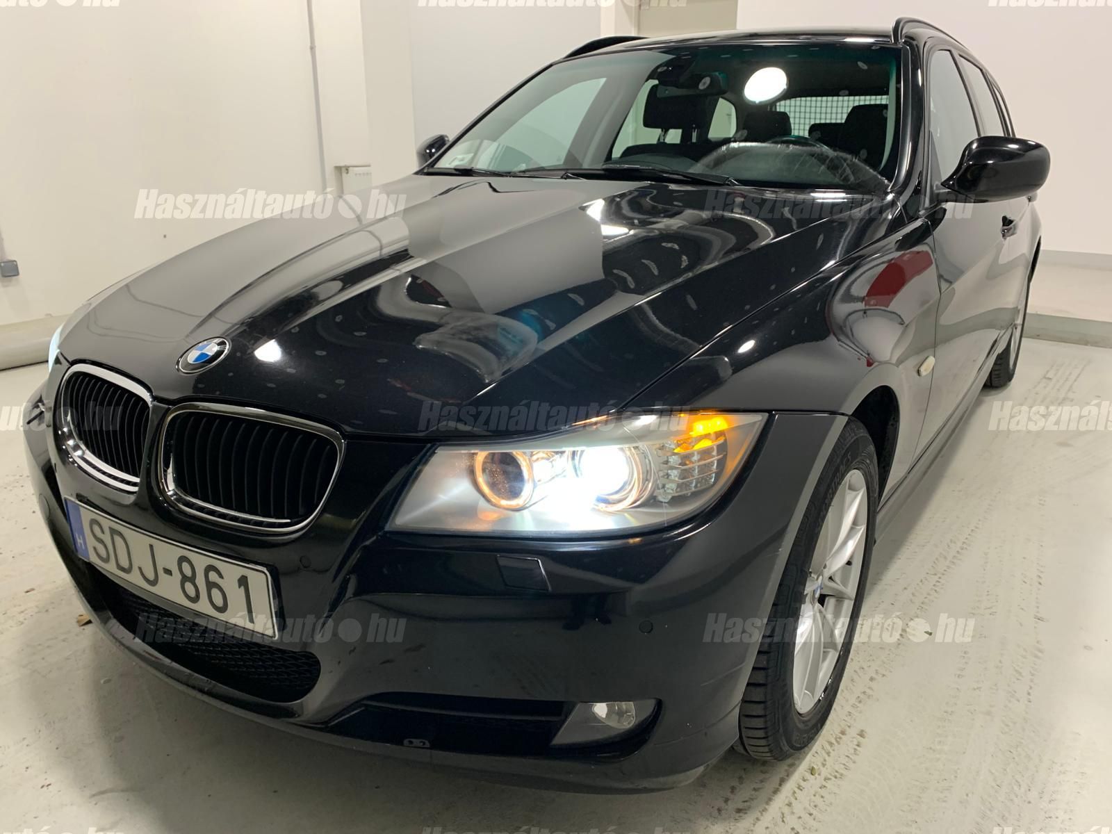 BMW 318 2011/6 - 1