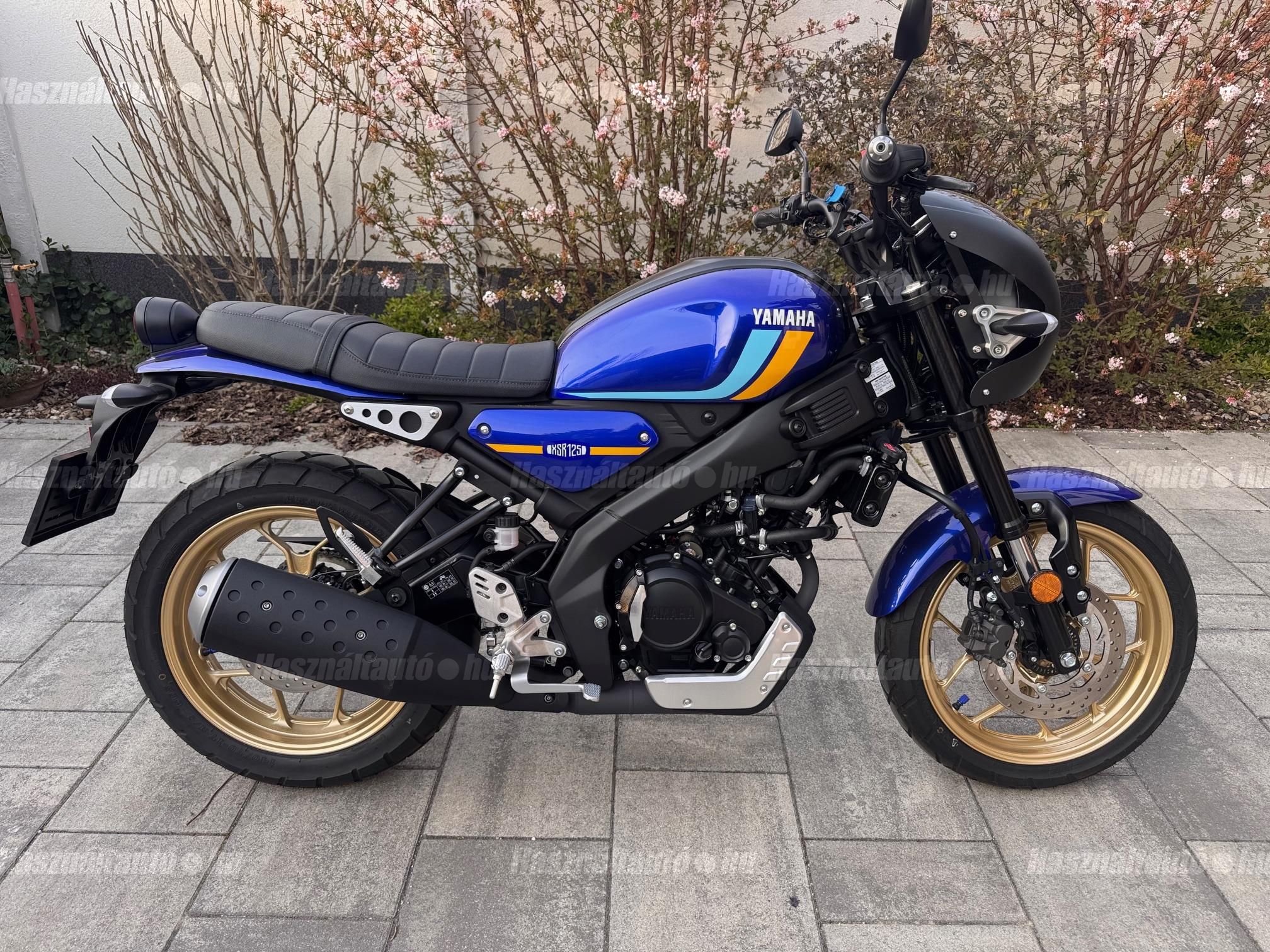 YAMAHA XSR 2023/8 - 1
