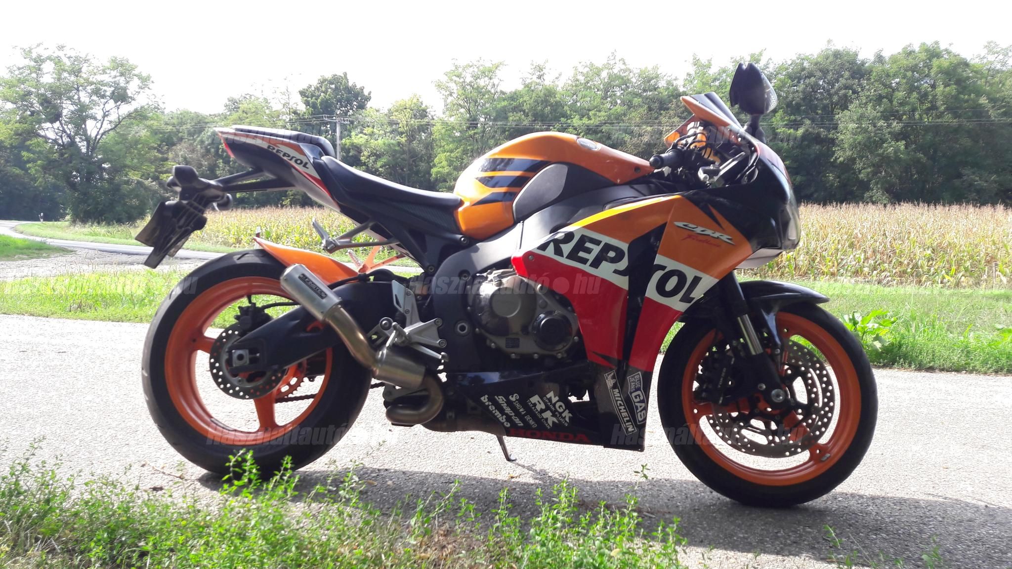 HONDA CBR 1000 RR 2009 - 1