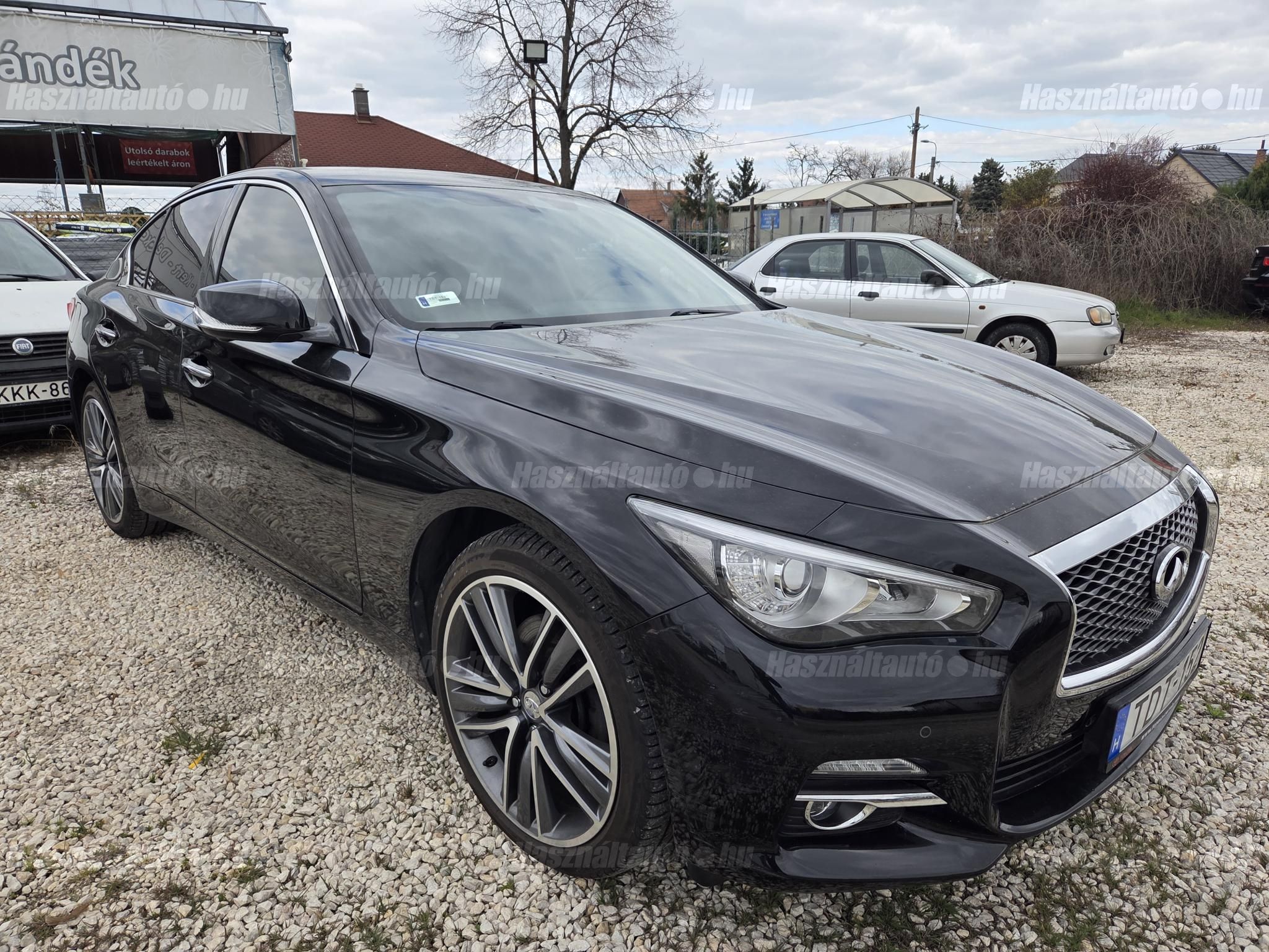 INFINITI Q50 2014/10 - 1