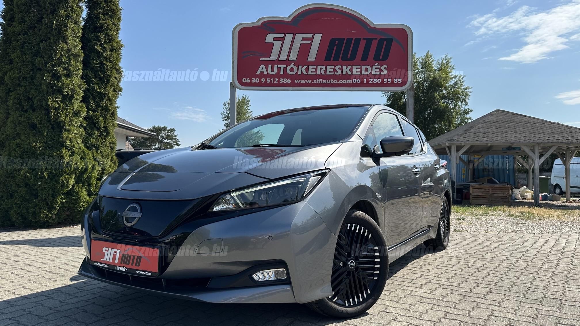 NISSAN LEAF 2022/8 - 1