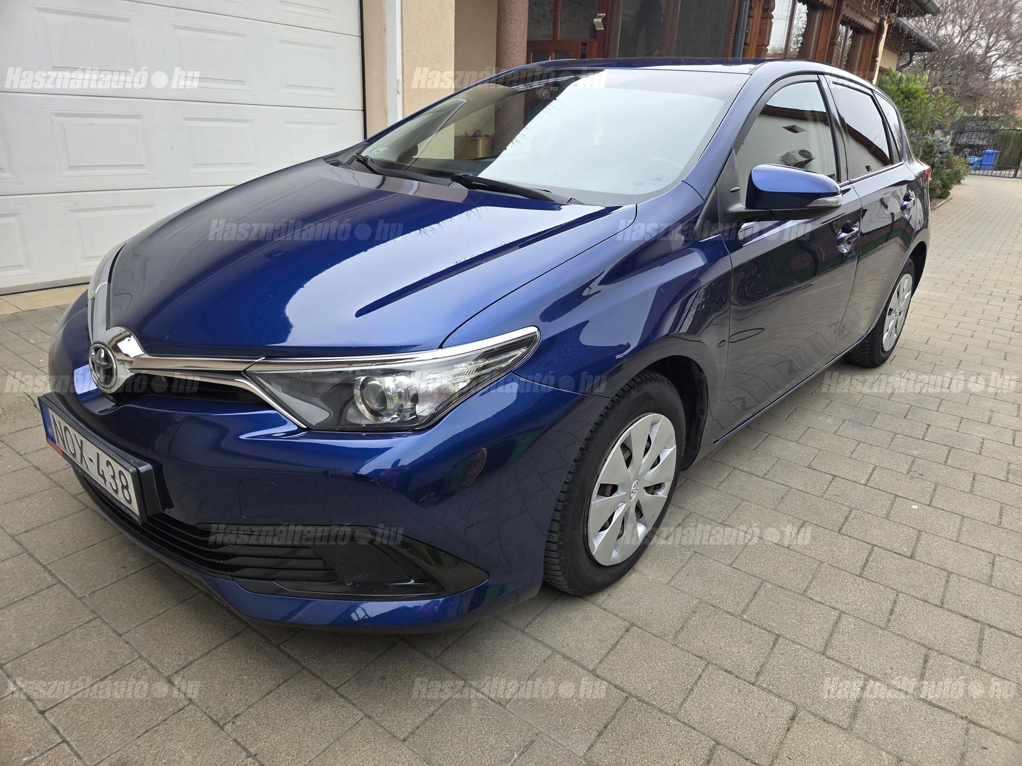 TOYOTA AURIS 2016/6 - 1