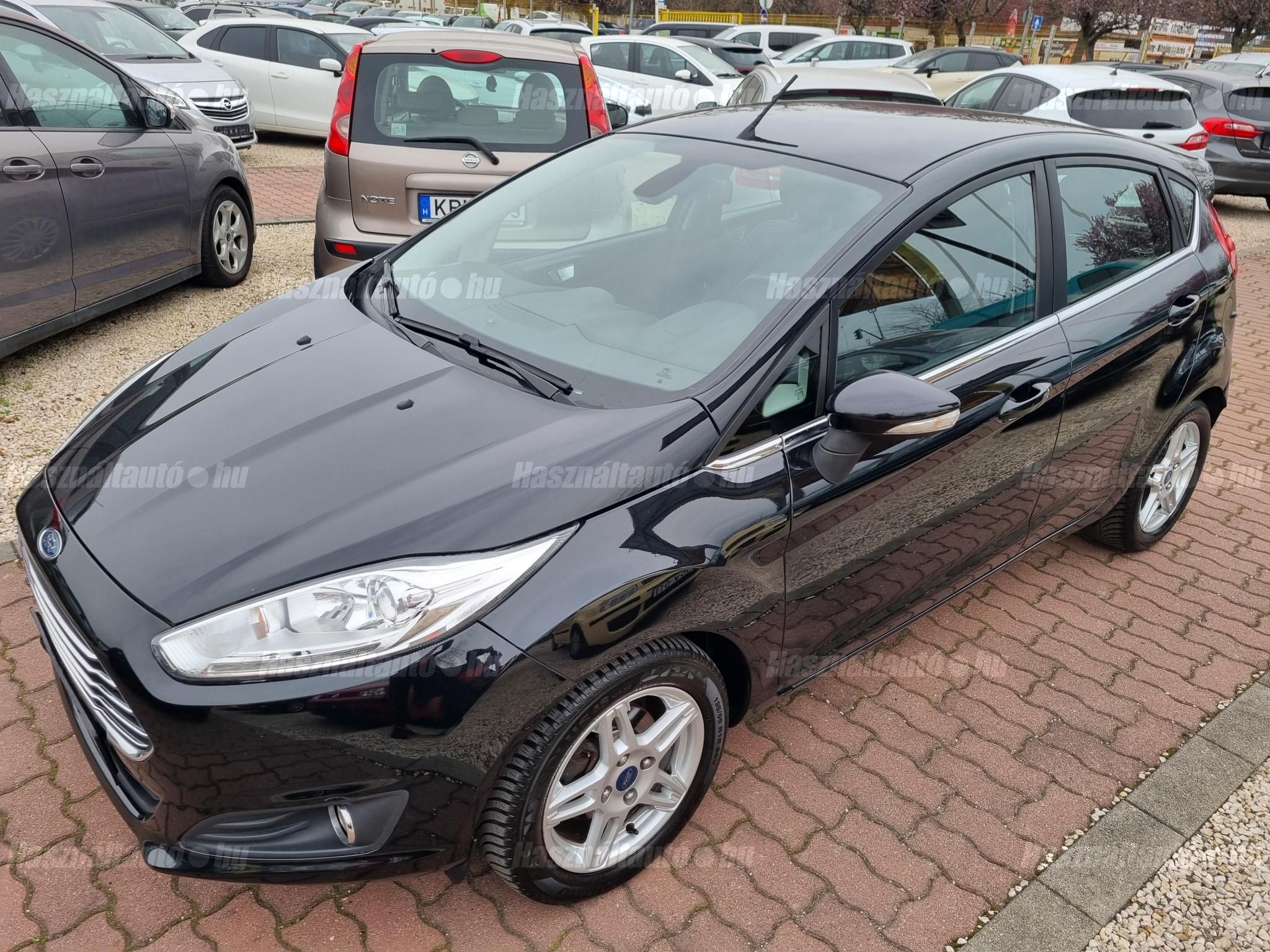 FORD FIESTA 2013/4 - 1